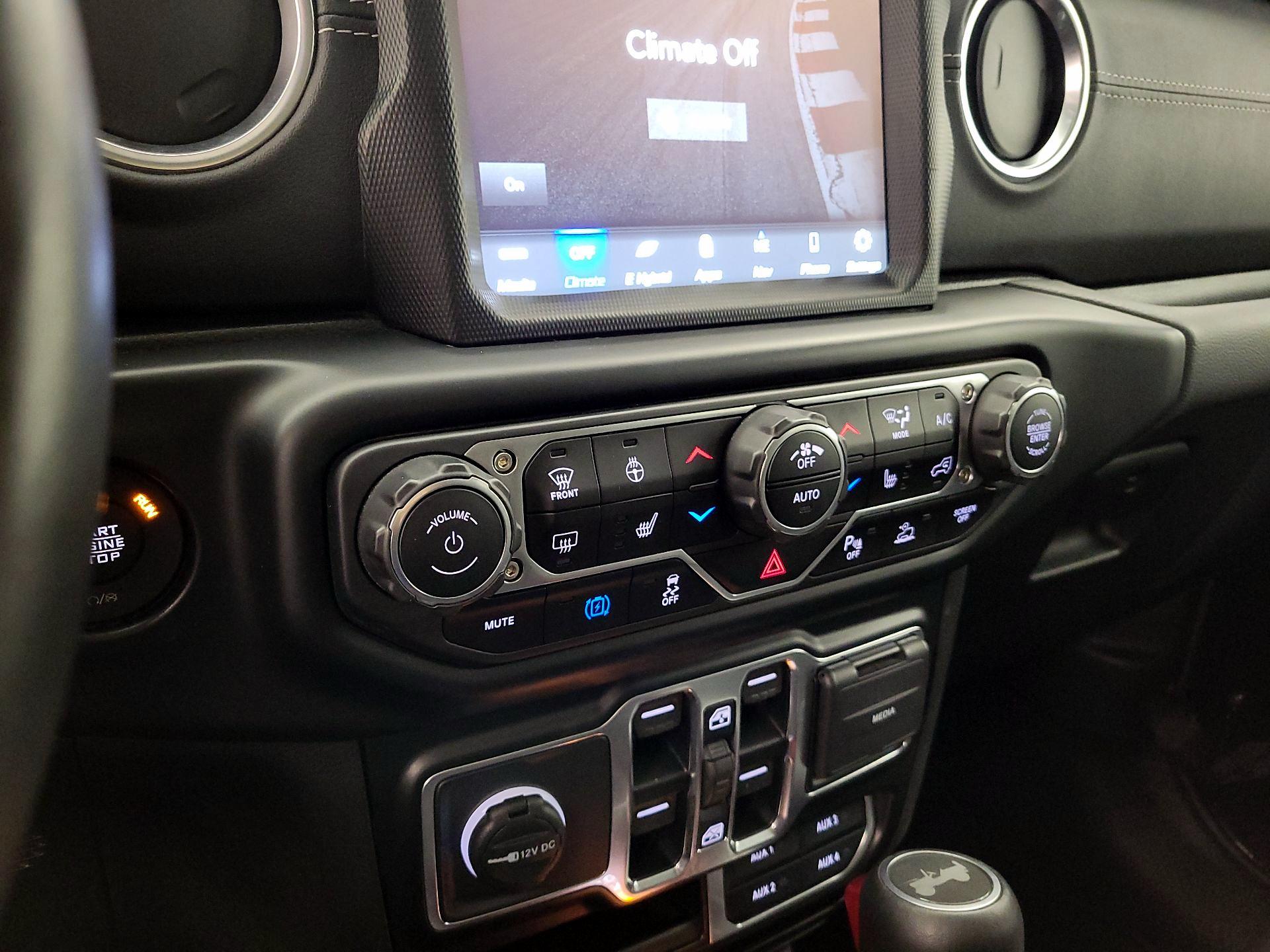 Thumbnail: 2021 Jeep Wrangler - 17