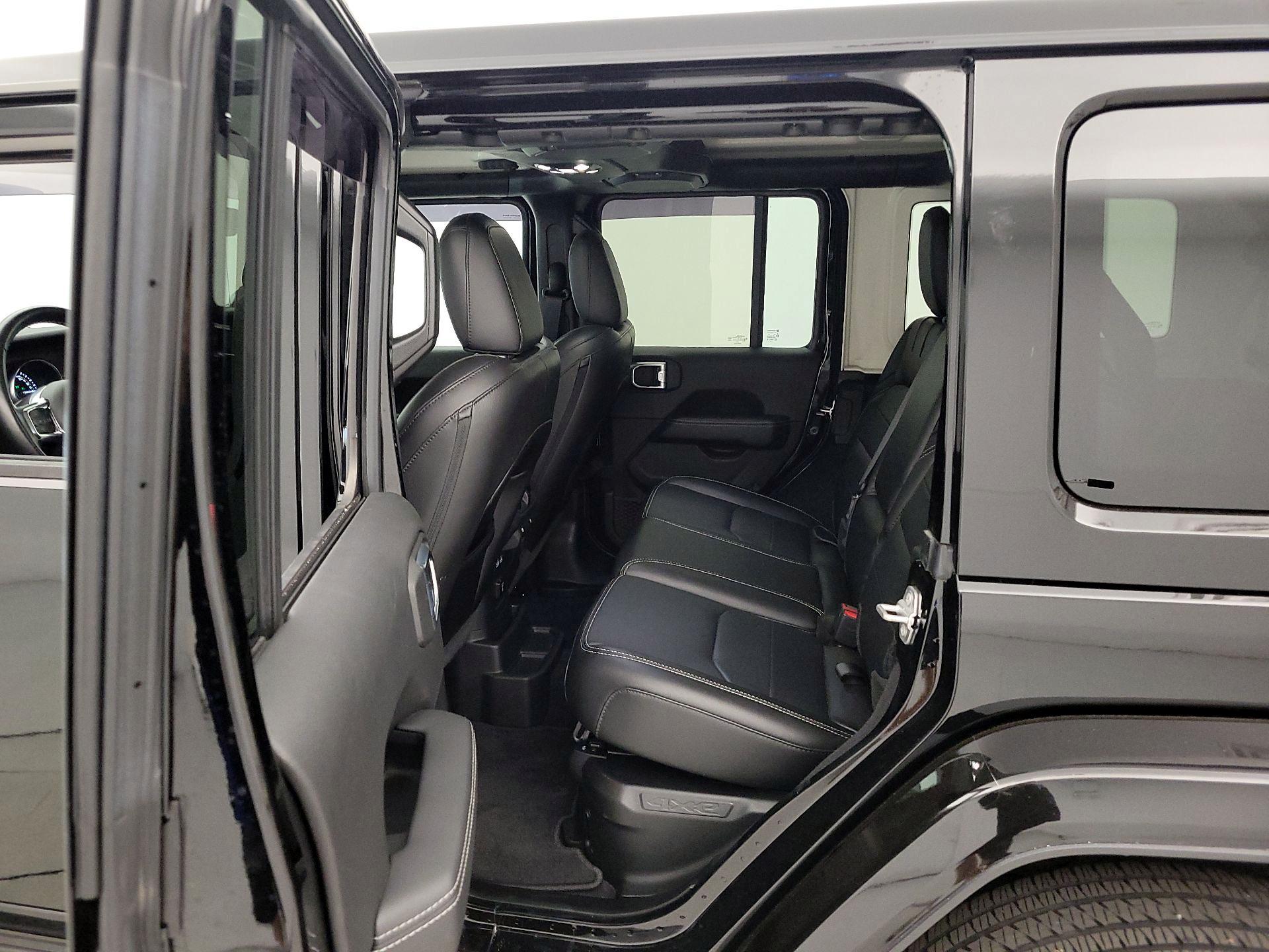 Thumbnail: 2021 Jeep Wrangler - 20