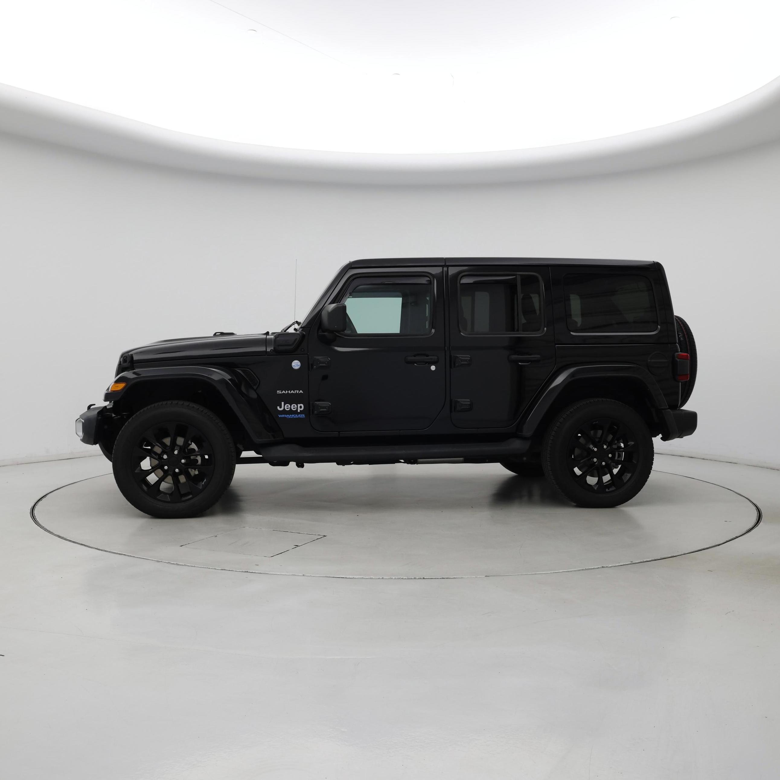 Thumbnail: 2021 Jeep Wrangler - 3