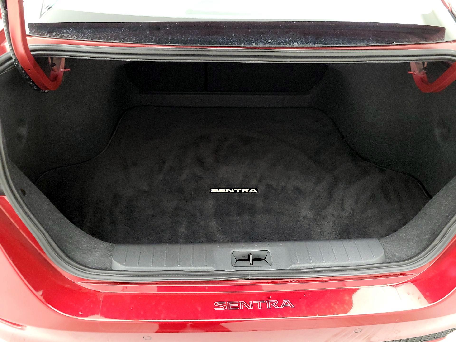 Thumbnail: 2024 Nissan Sentra - 20