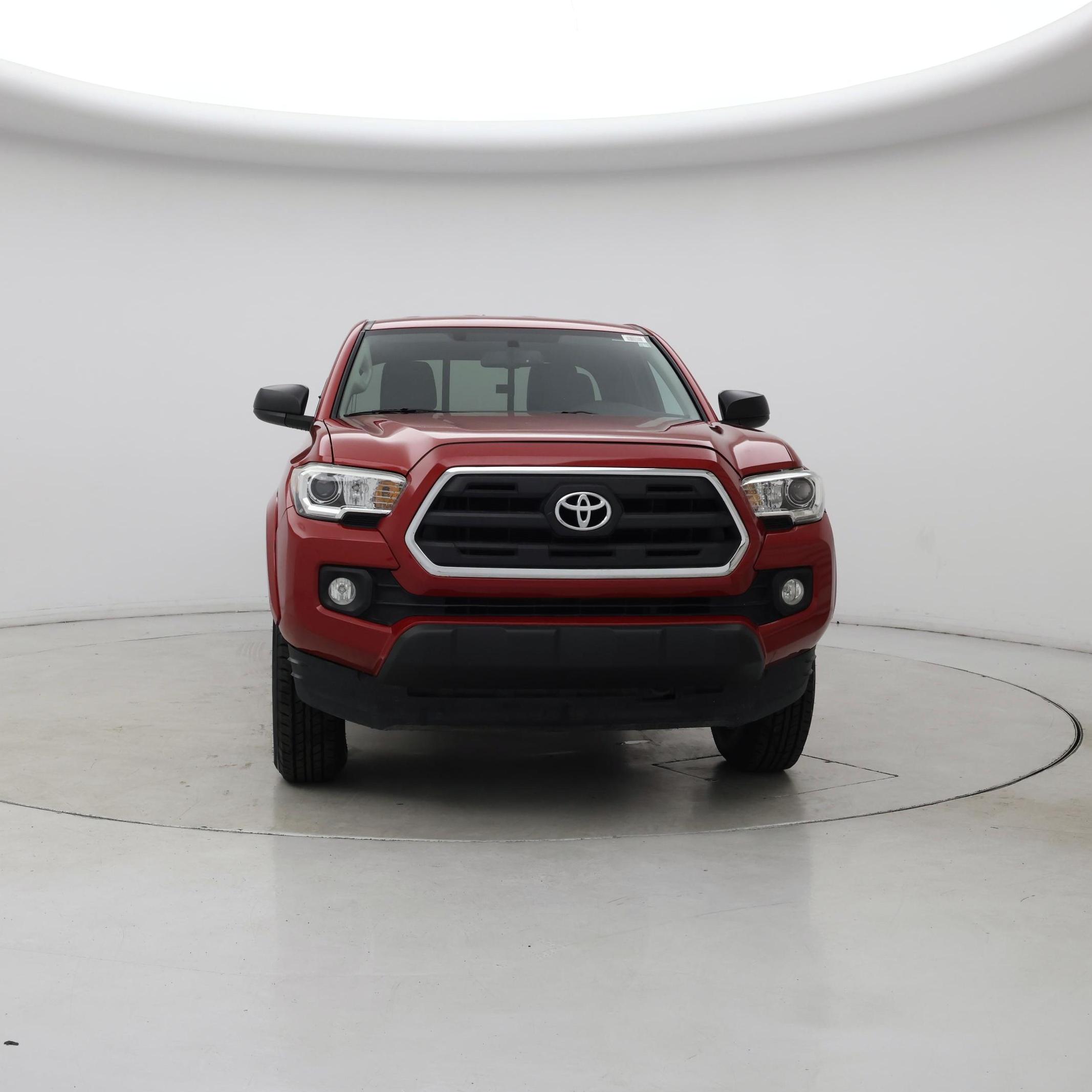 Thumbnail: 2016 Toyota Tacoma - 5