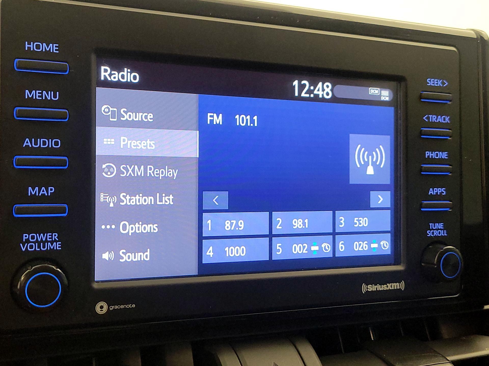 Thumbnail: 2021 Toyota RAV4 - 15