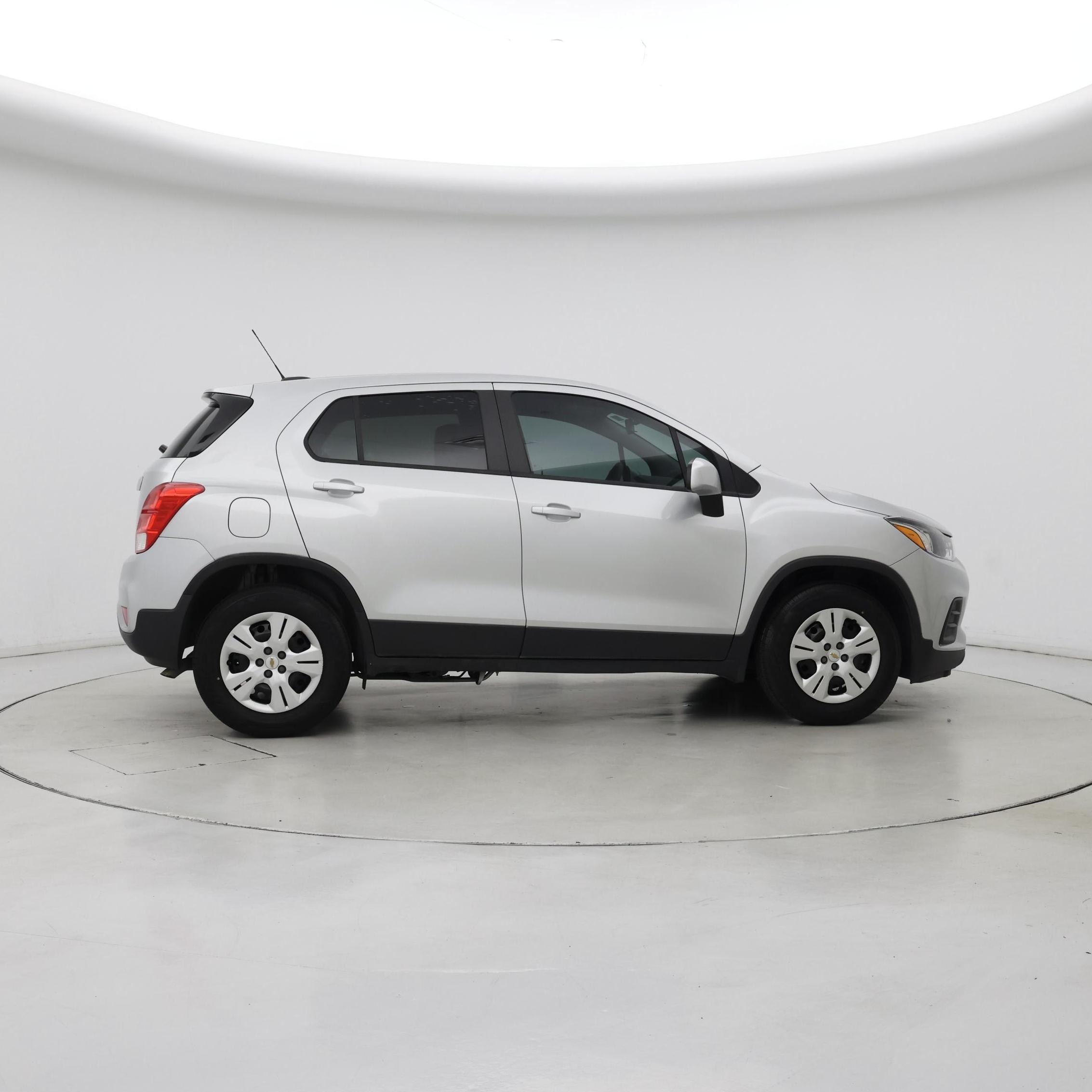 Thumbnail: 2018 Chevrolet Trax - 7