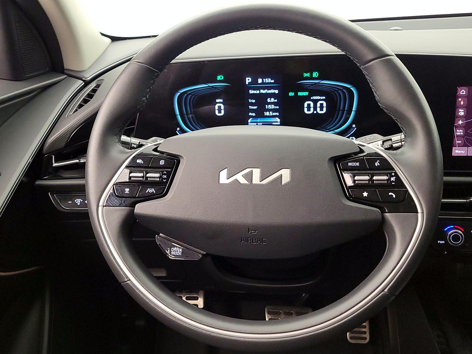 Thumbnail: 2023 Kia Niro - 10