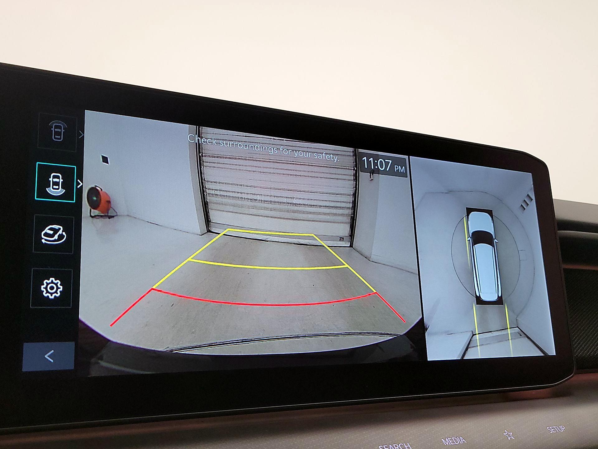 Thumbnail: 2024 Kia EV9 - 15