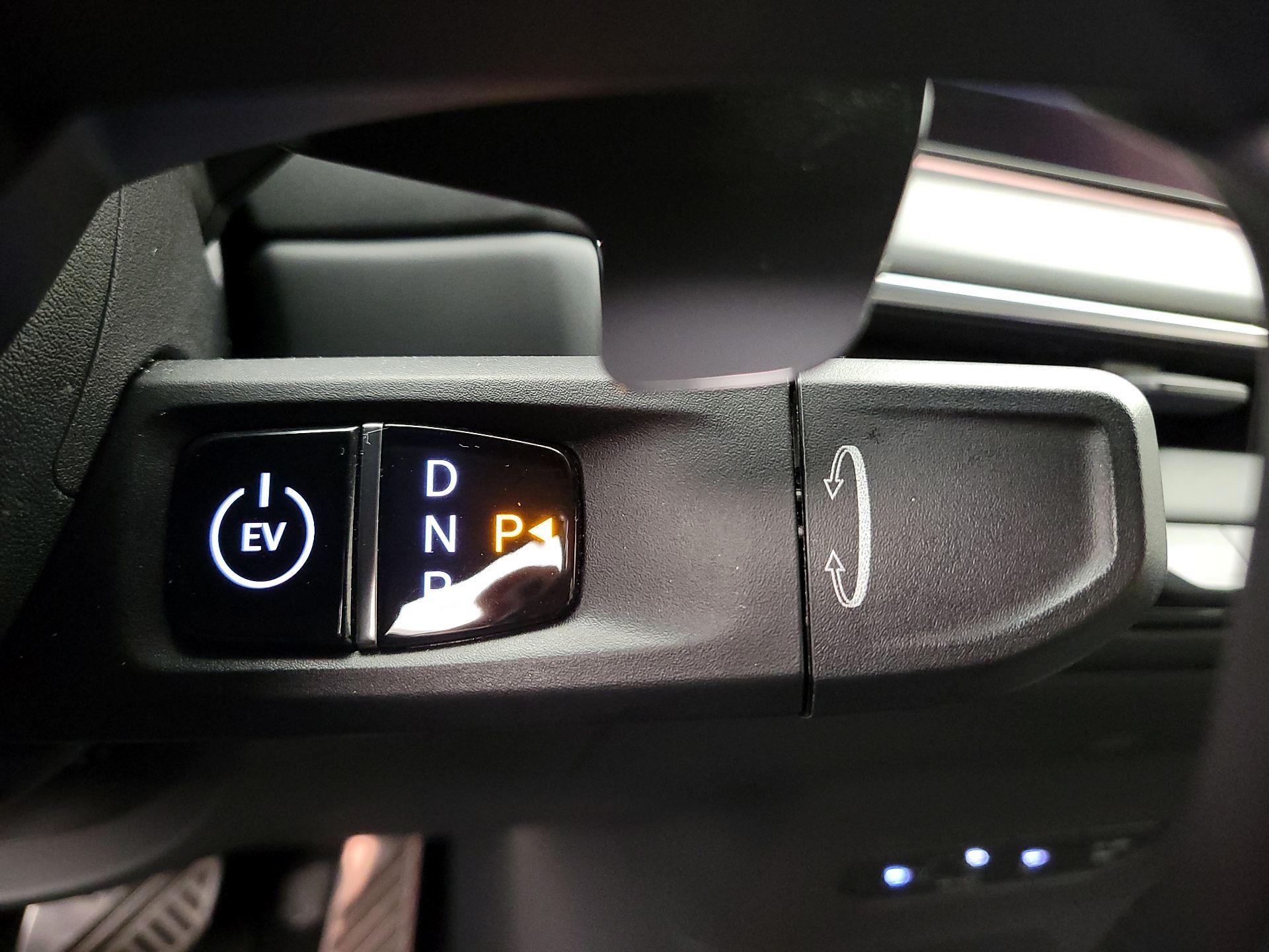 Thumbnail: 2024 Kia EV9 - 18