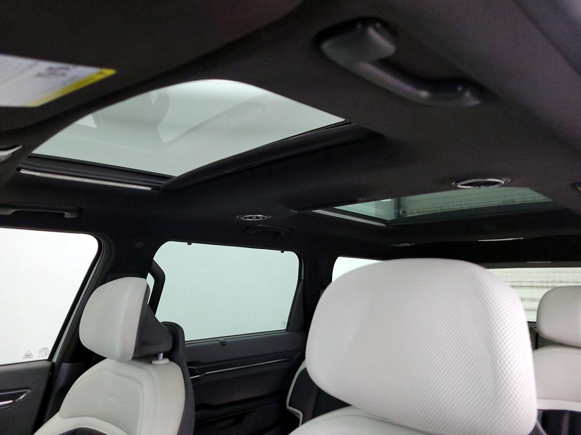 Thumbnail: 2024 Kia EV9 - 20