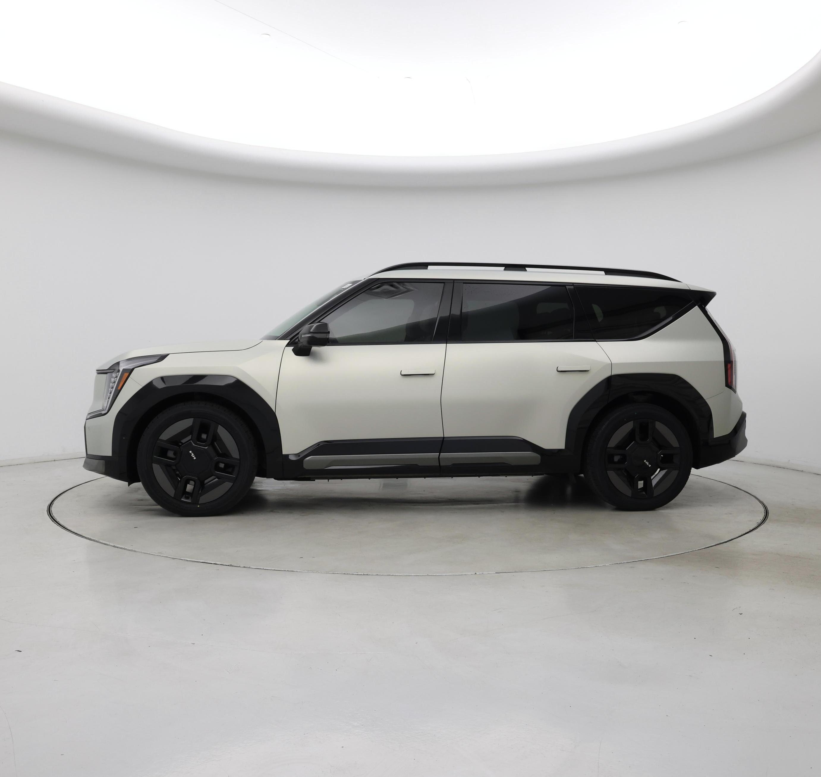 Thumbnail: 2024 Kia EV9 - 3