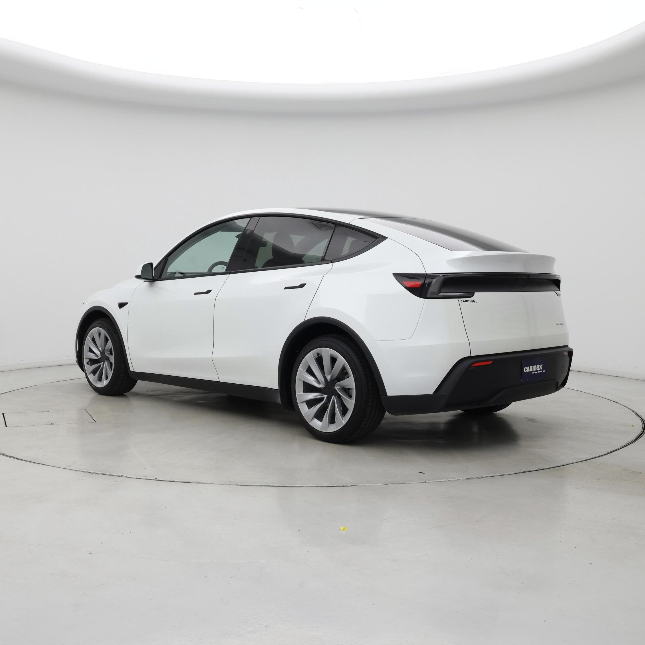 Thumbnail: 2026 Tesla Model Y - 2