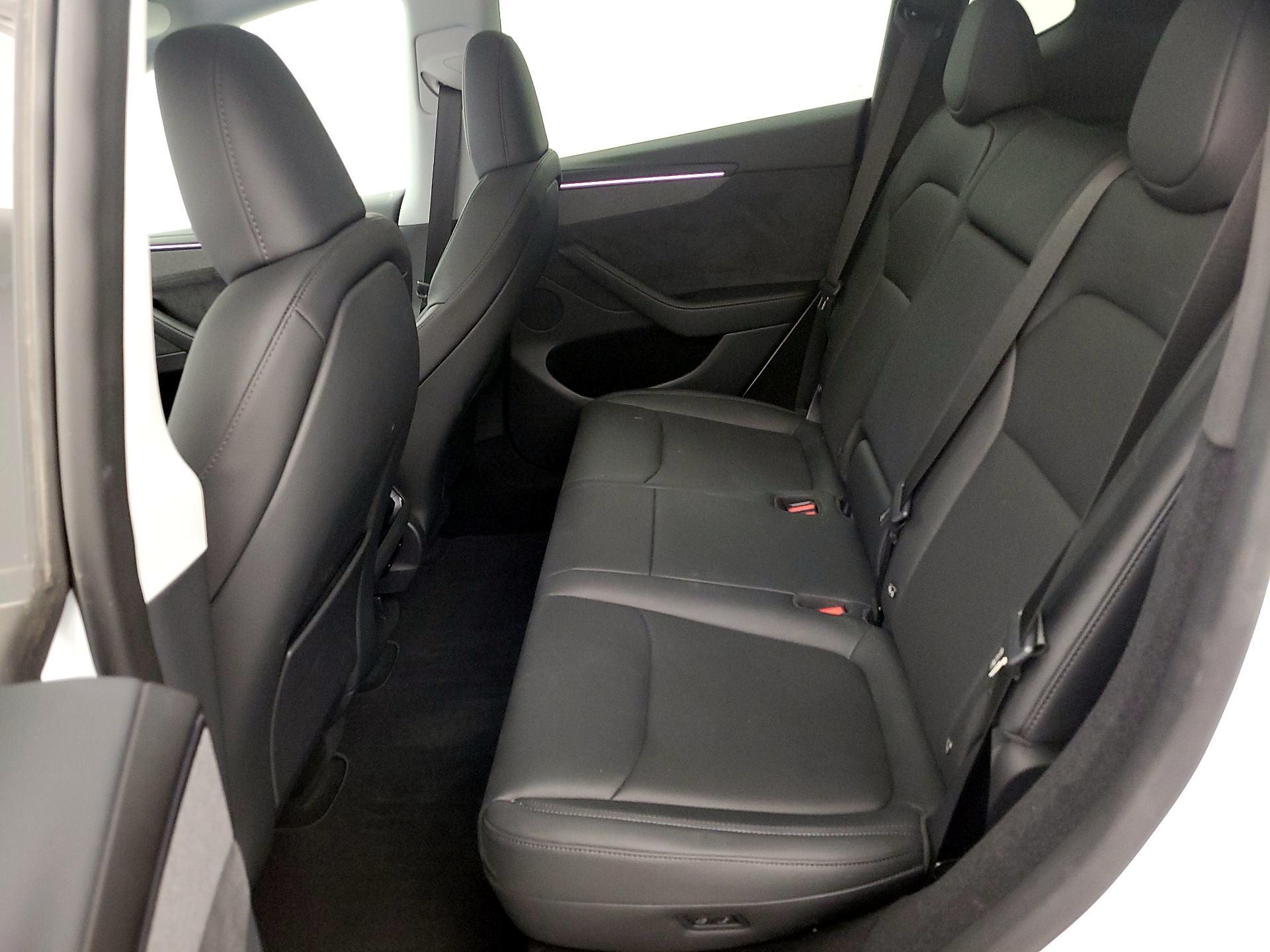 Thumbnail: 2026 Tesla Model Y - 19