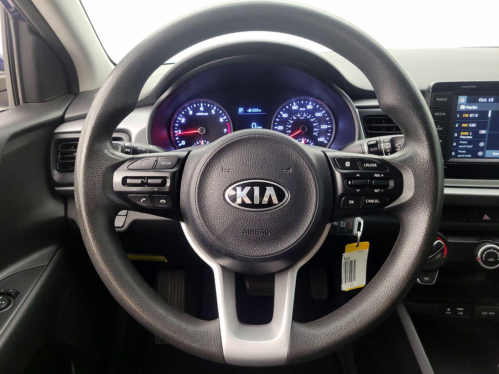 Thumbnail: 2020 Kia Rio - 10