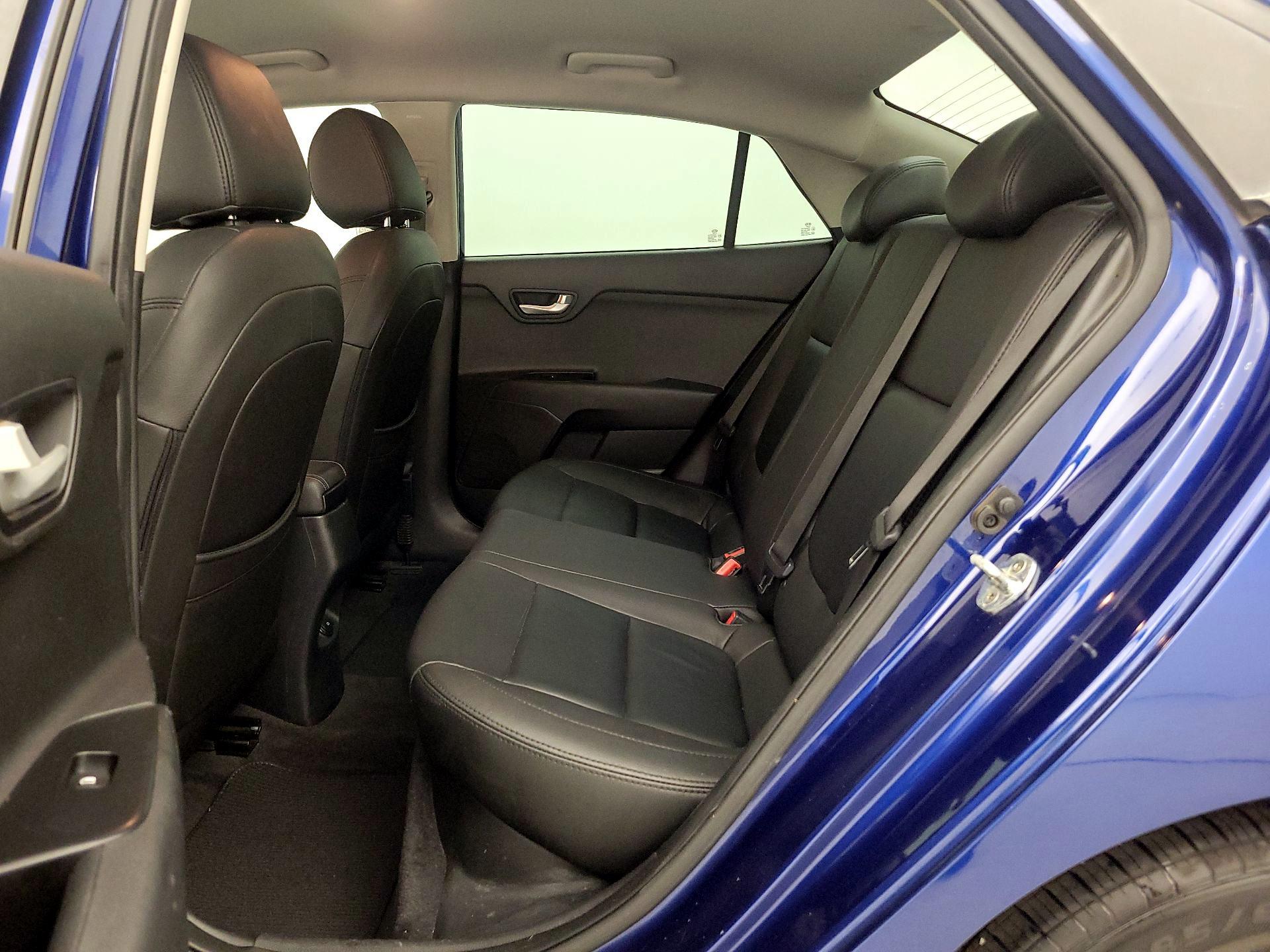 Thumbnail: 2020 Kia Rio - 19