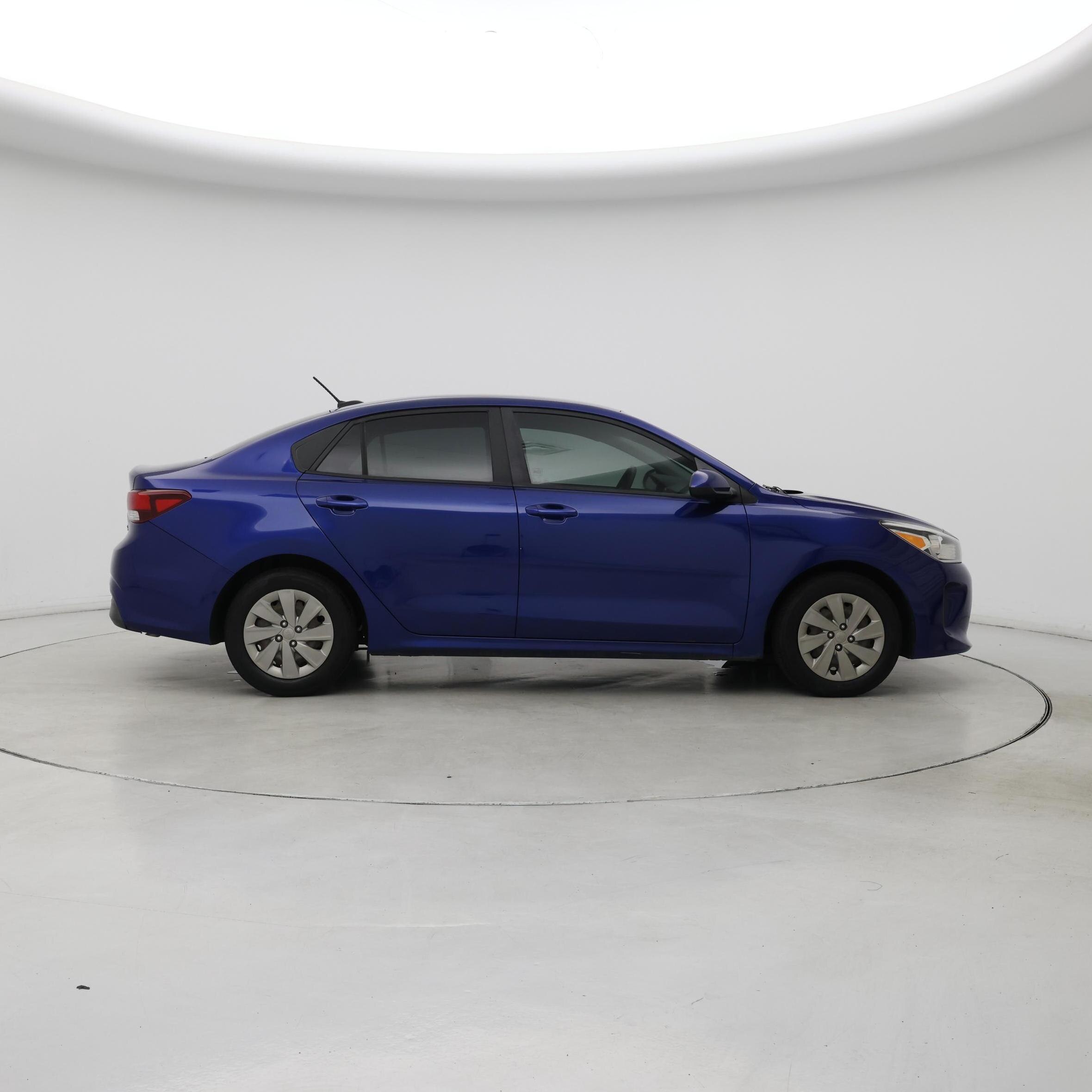 Thumbnail: 2020 Kia Rio - 7
