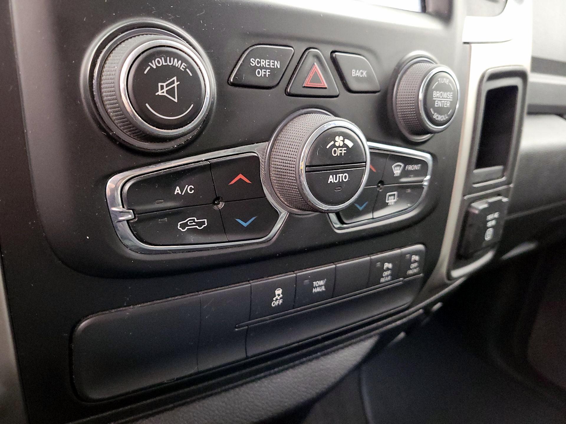 Thumbnail: 2017 RAM 1500 - 16