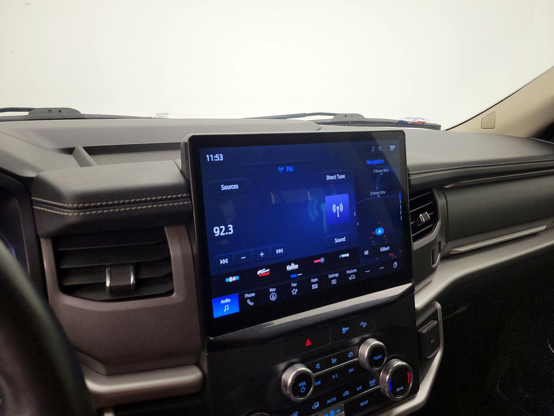 Thumbnail: 2022 Ford Expedition - 16