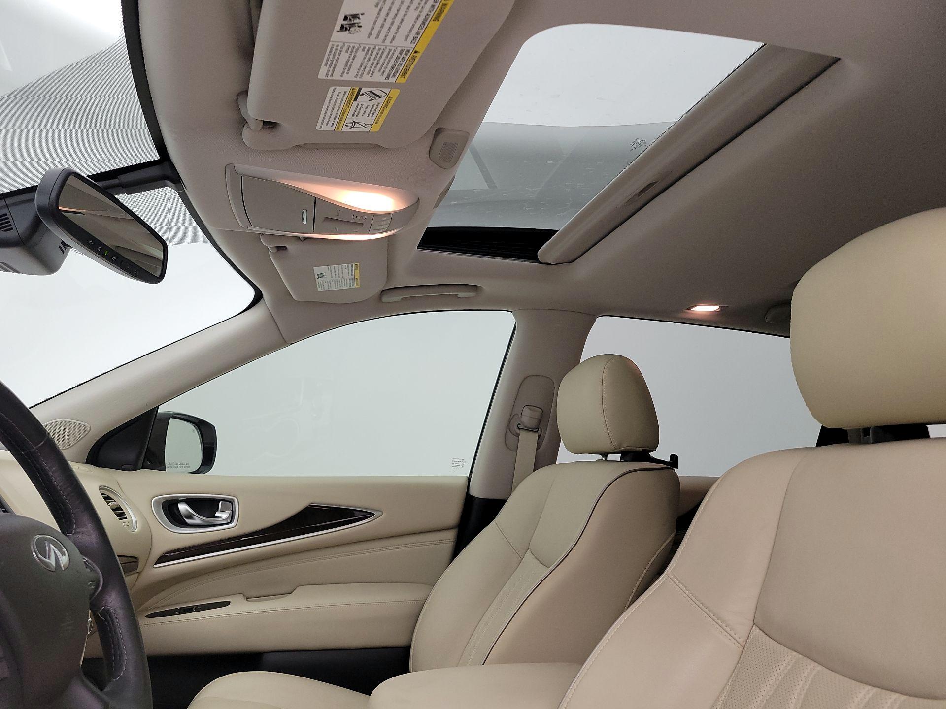 Thumbnail: 2017 INFINITI QX60 - 20