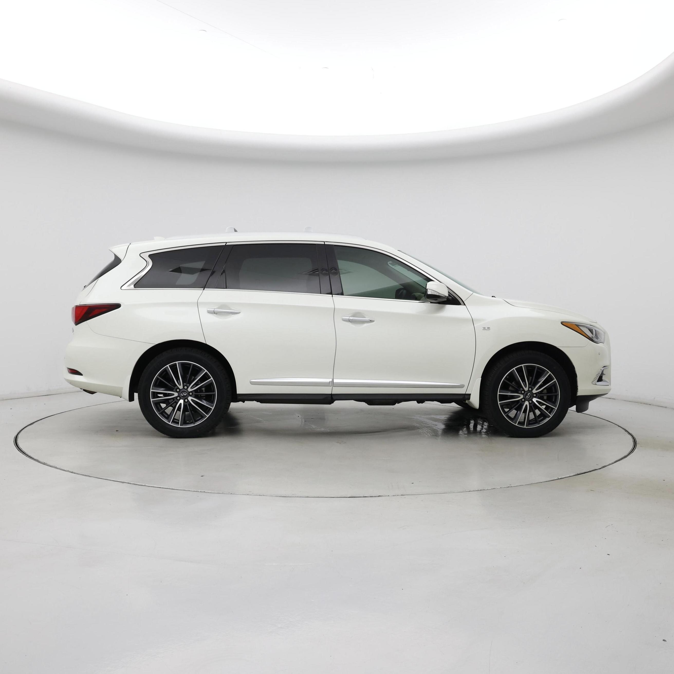 Thumbnail: 2017 INFINITI QX60 - 7