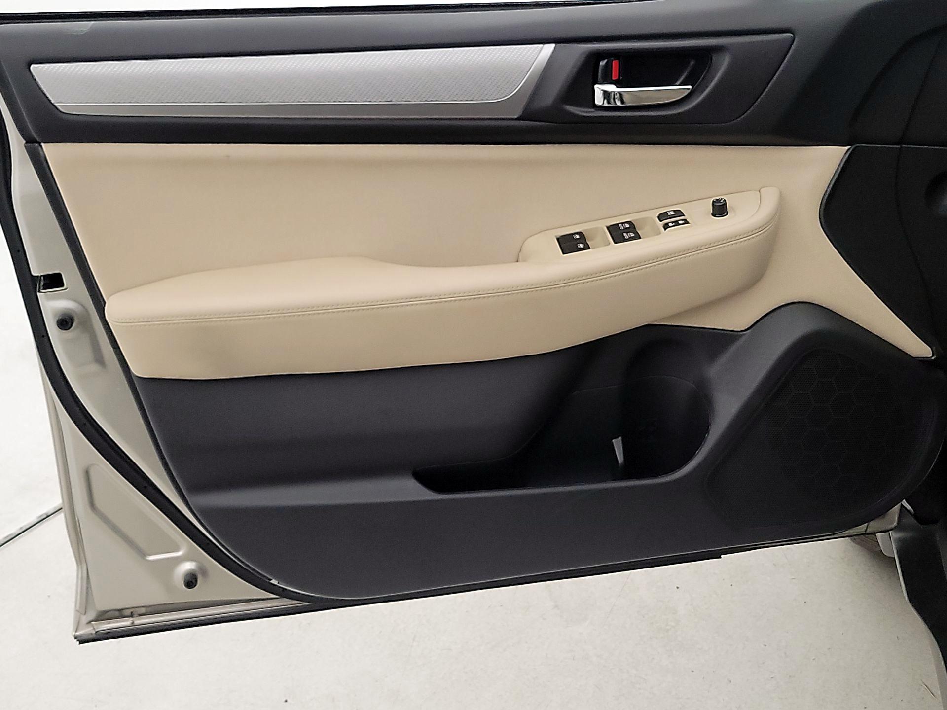 Thumbnail: 2019 Subaru Outback - 12
