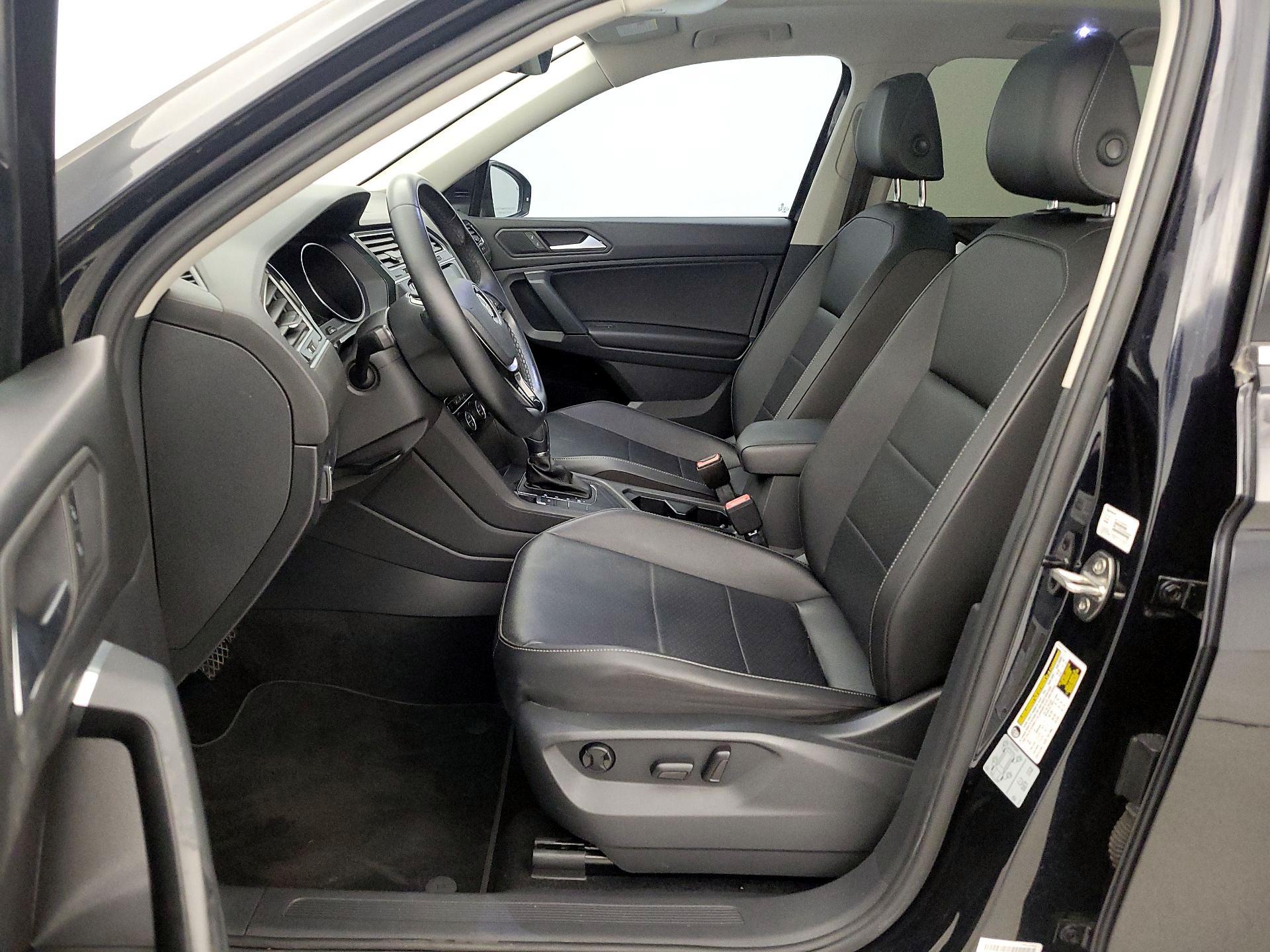 Thumbnail: 2019 Volkswagen Tiguan - 11