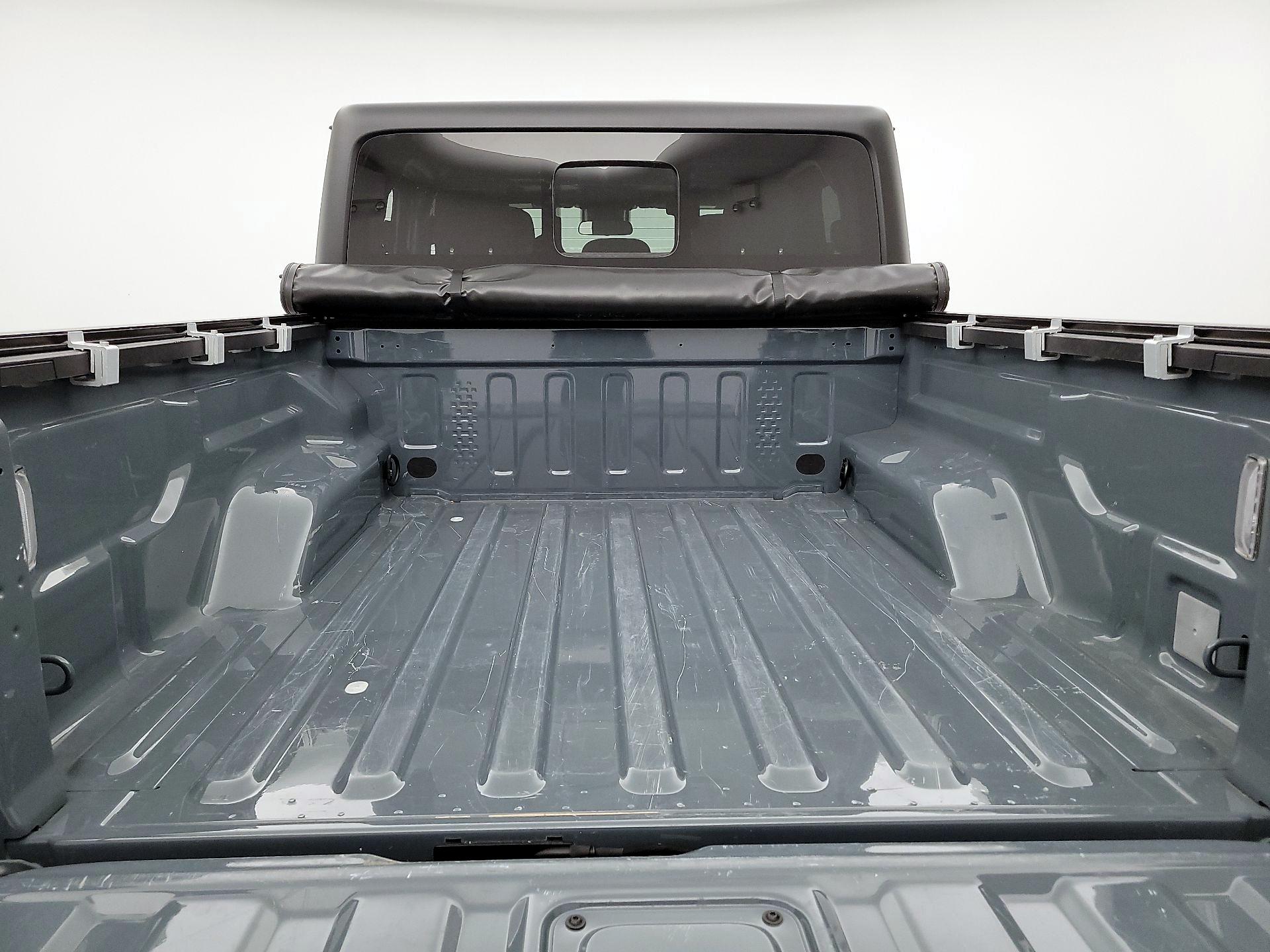 Thumbnail: 2024 Jeep Gladiator - 20
