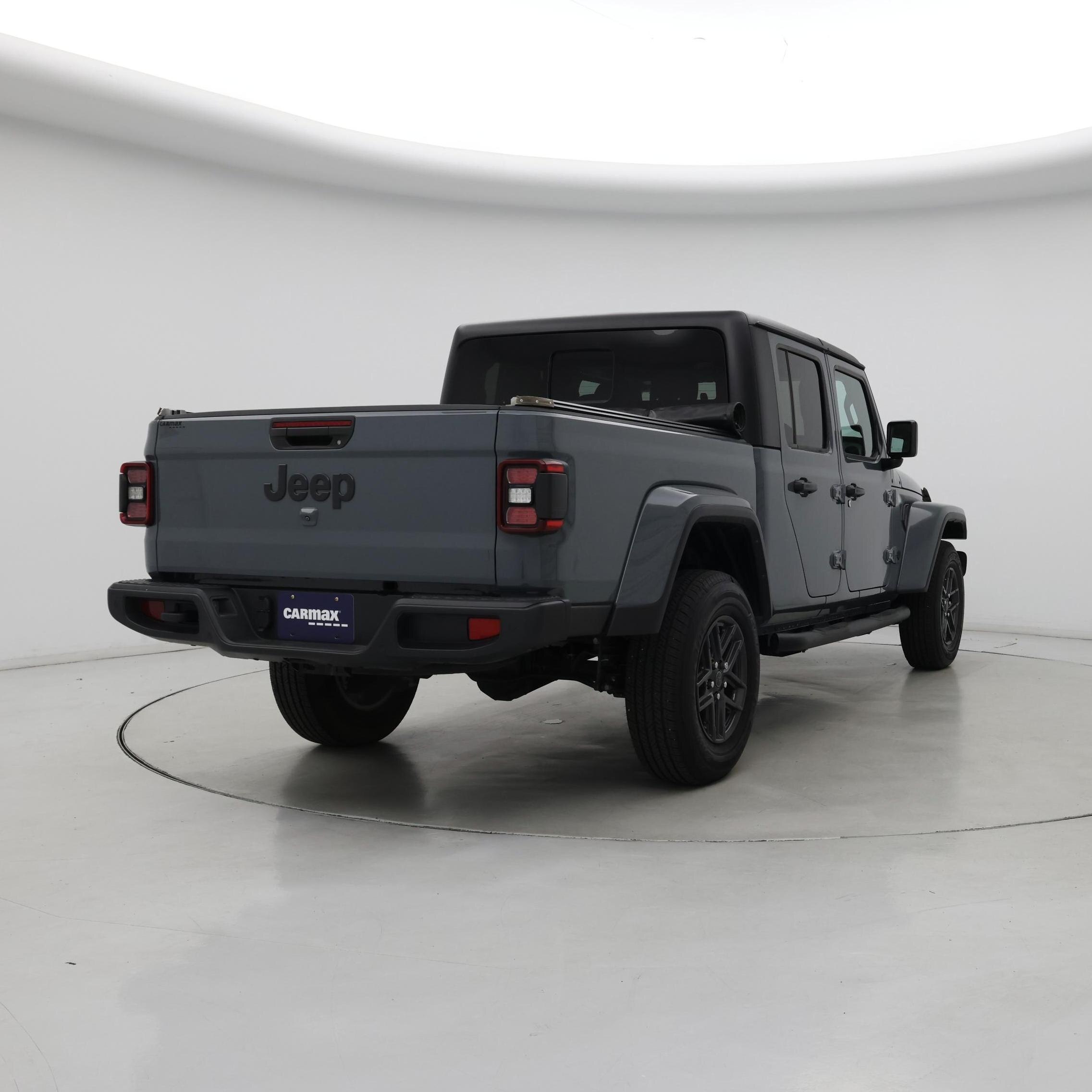 Thumbnail: 2024 Jeep Gladiator - 8