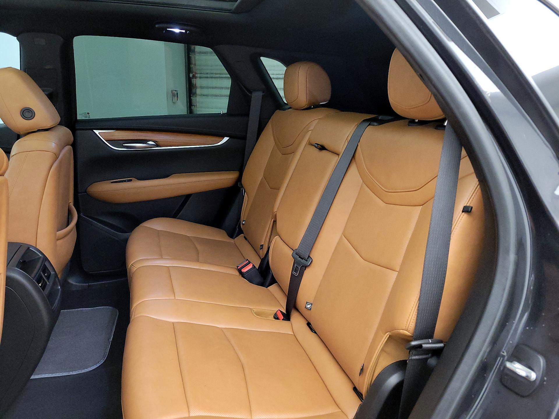 Thumbnail: 2020 Cadillac XT5 - 20