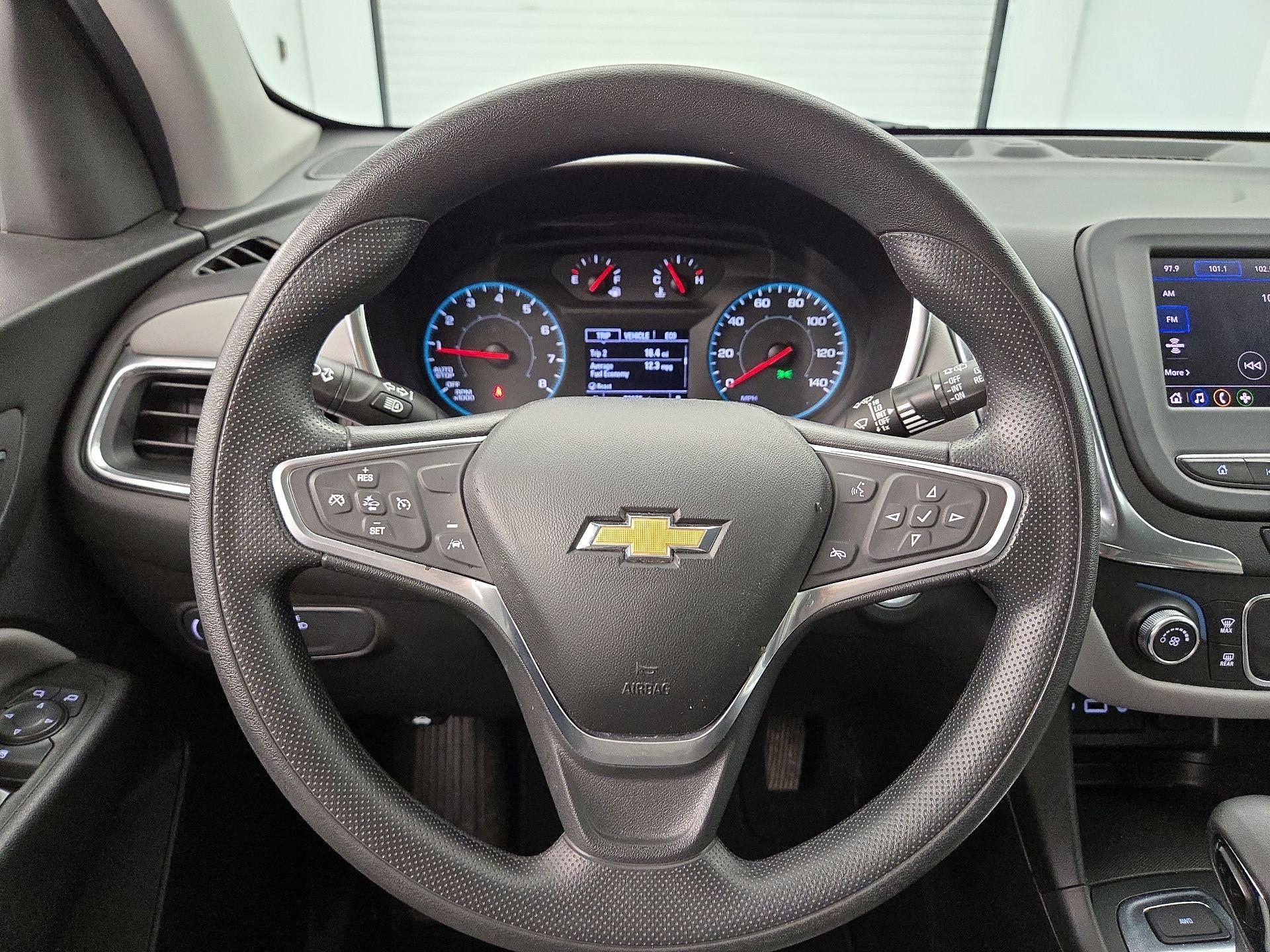 Thumbnail: 2022 Chevrolet Equinox - 10