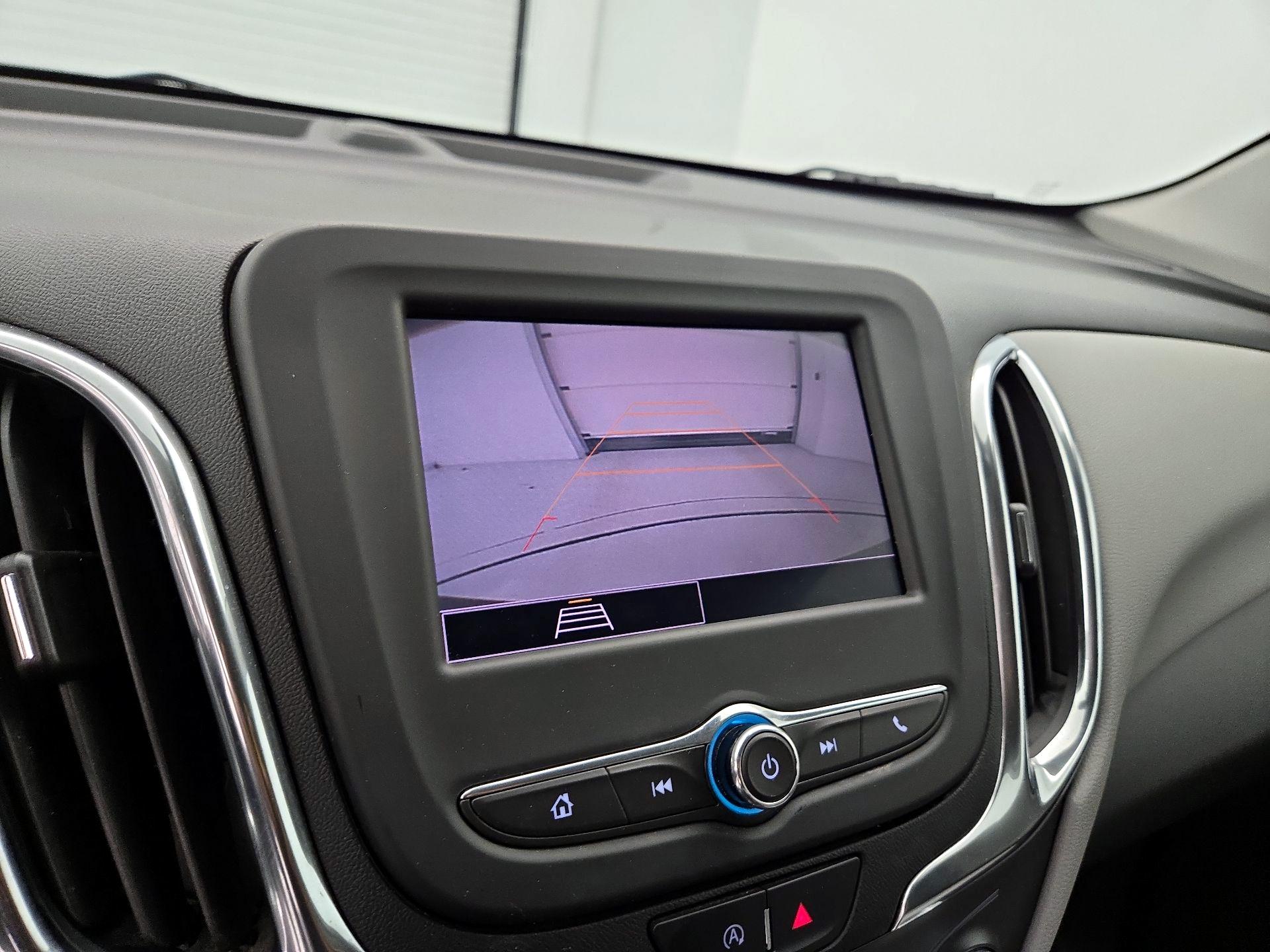 Thumbnail: 2022 Chevrolet Equinox - 14