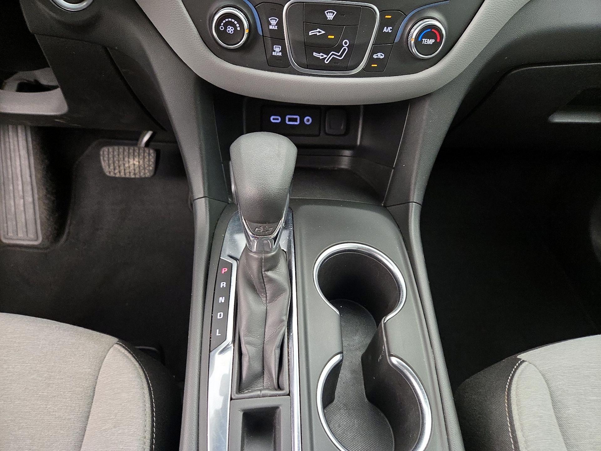 Thumbnail: 2022 Chevrolet Equinox - 17