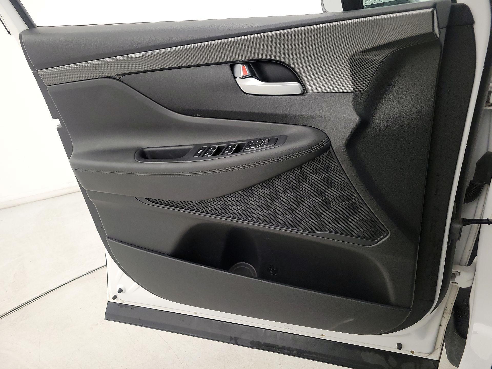 Thumbnail: 2023 Hyundai Santa Fe - 12