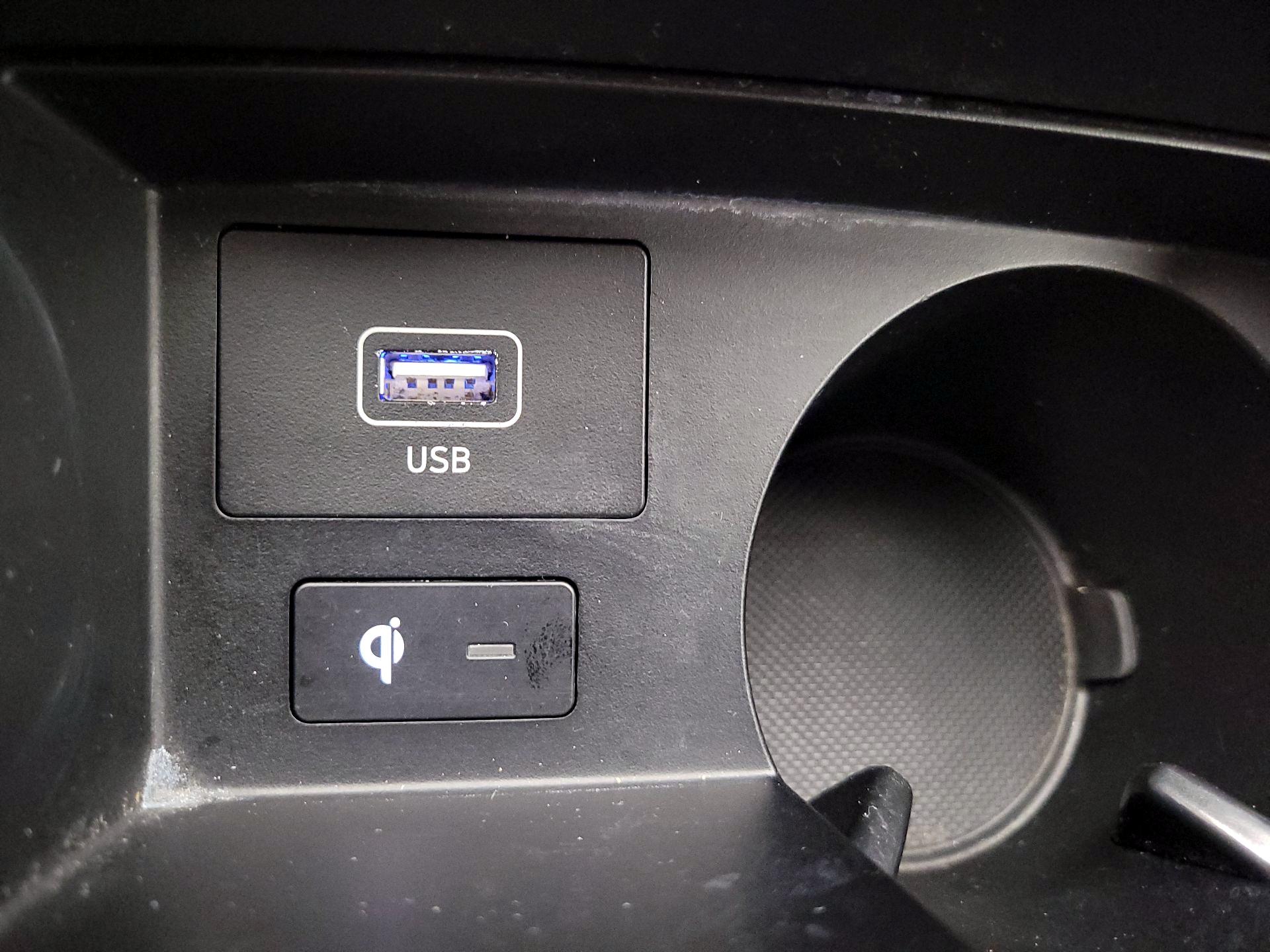 Thumbnail: 2023 Hyundai Santa Fe - 19