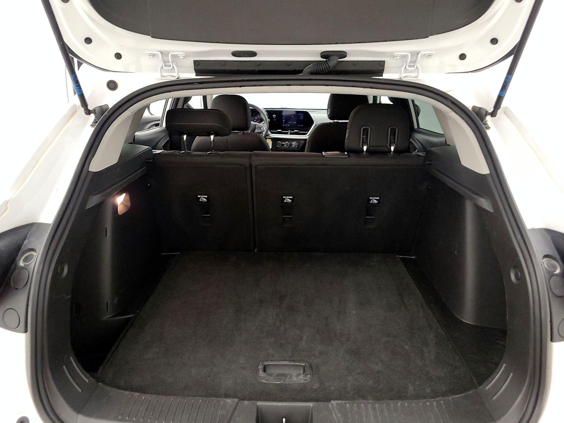 Thumbnail: 2024 Chevrolet Trax - 20