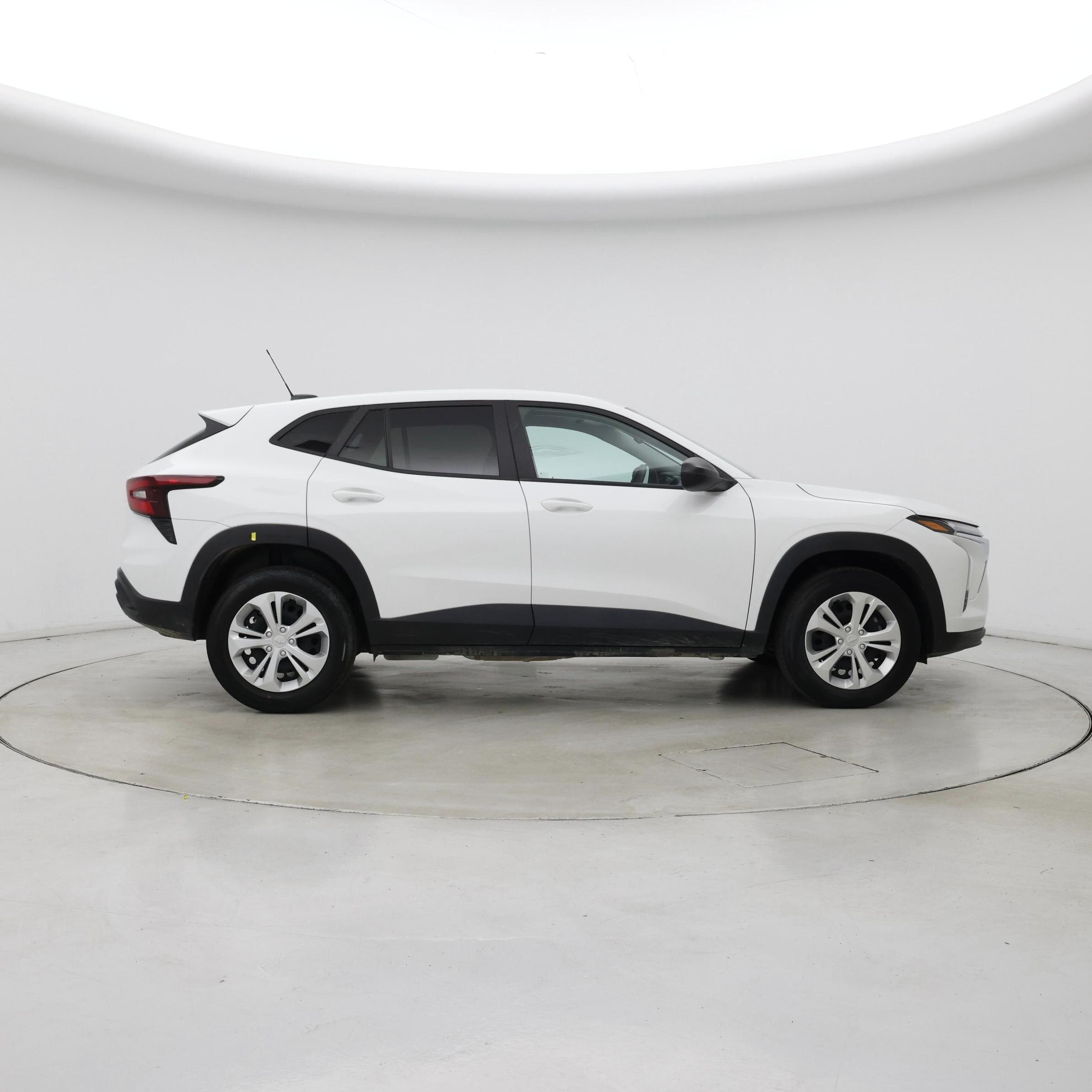 Thumbnail: 2024 Chevrolet Trax - 7