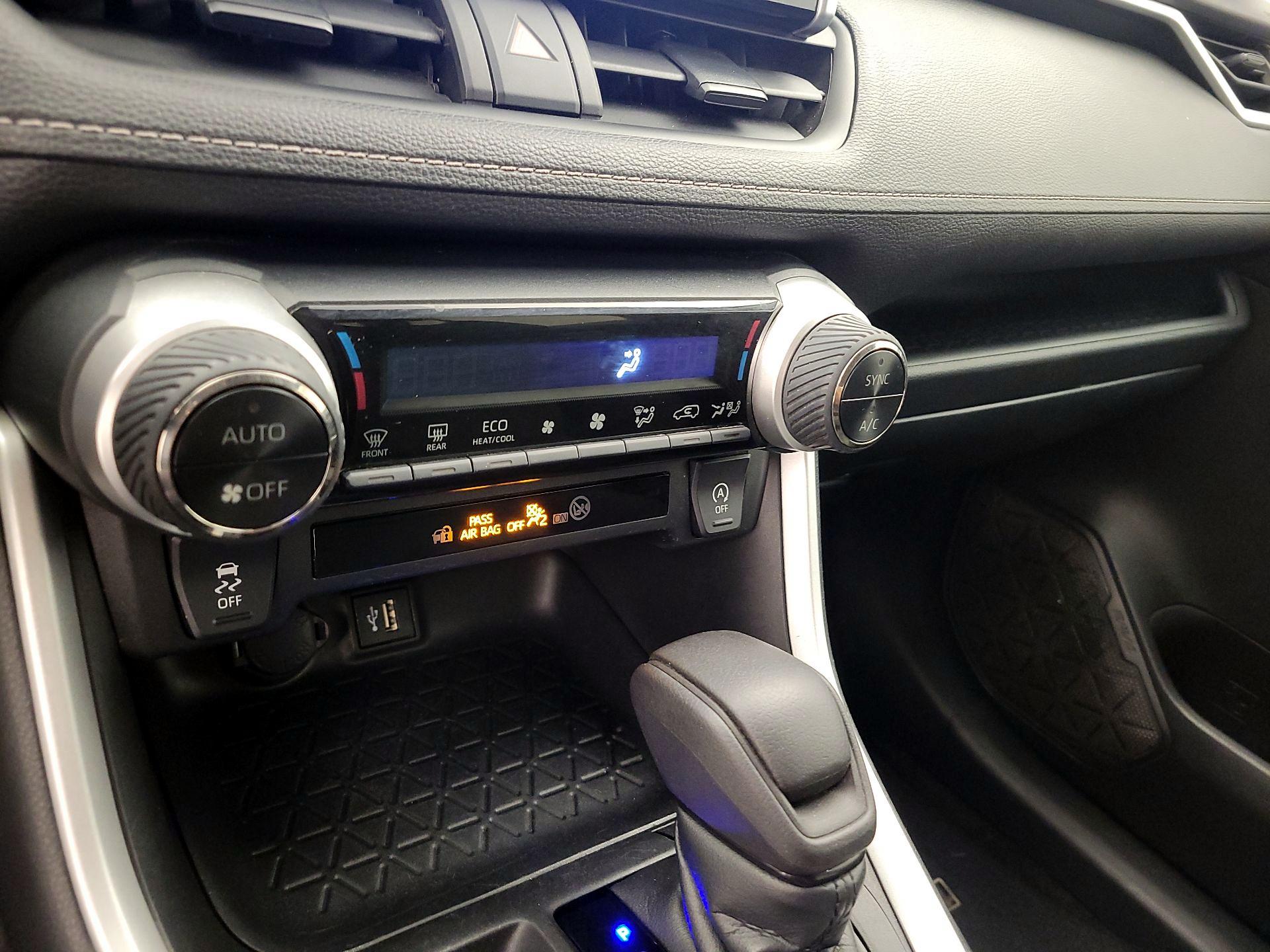 Thumbnail: 2023 Toyota RAV4 - 16