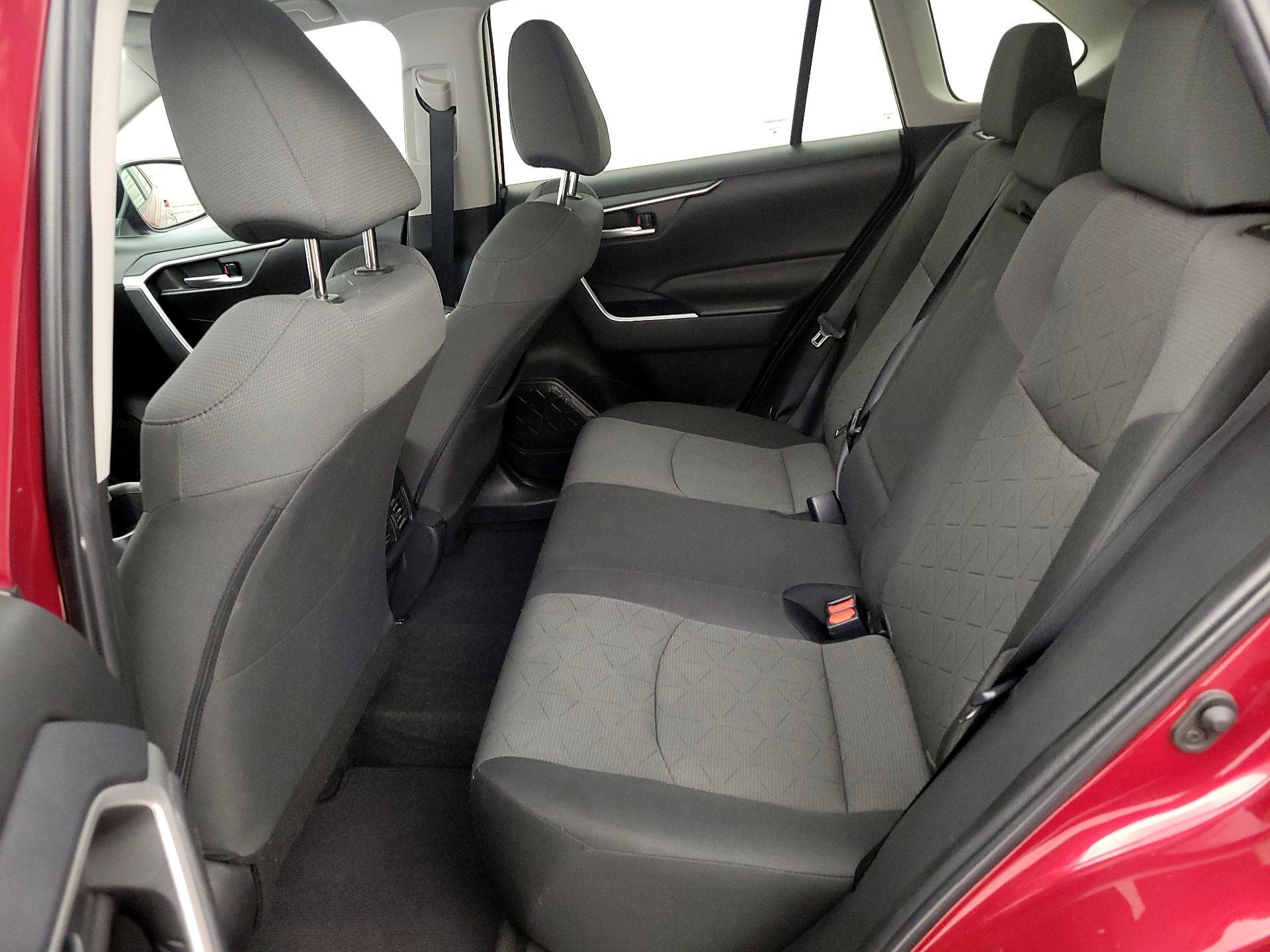 Thumbnail: 2023 Toyota RAV4 - 20