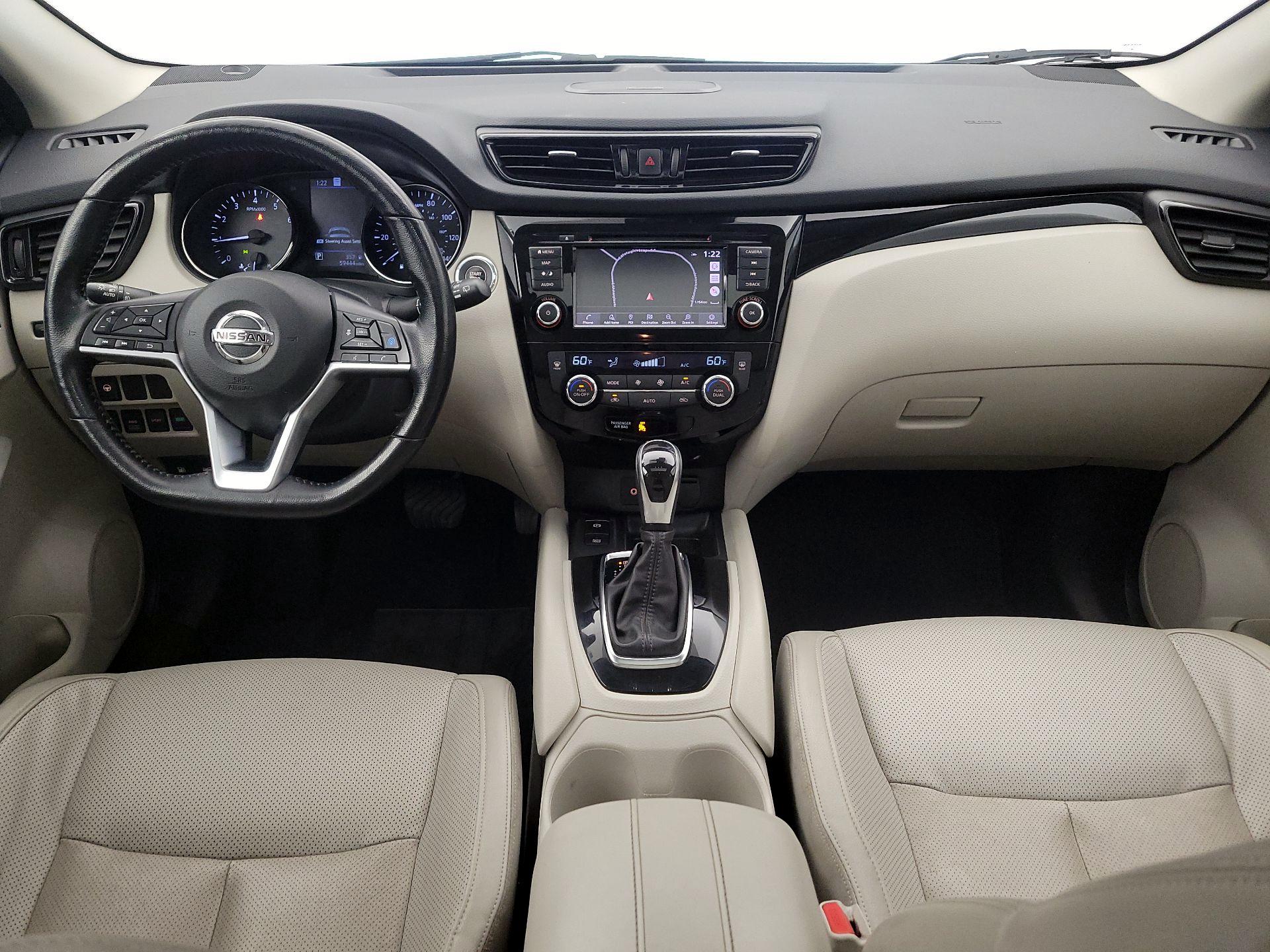 Thumbnail: 2022 Nissan Rogue Sport - 9