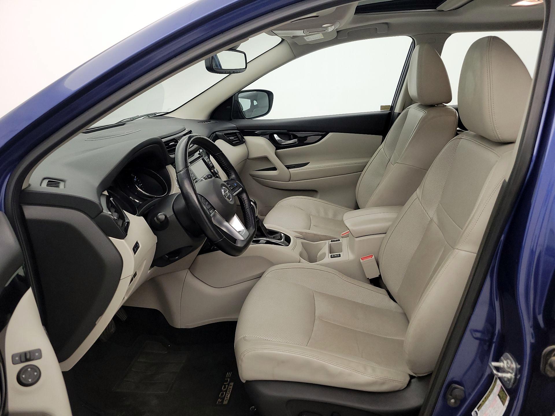 Thumbnail: 2022 Nissan Rogue Sport - 11