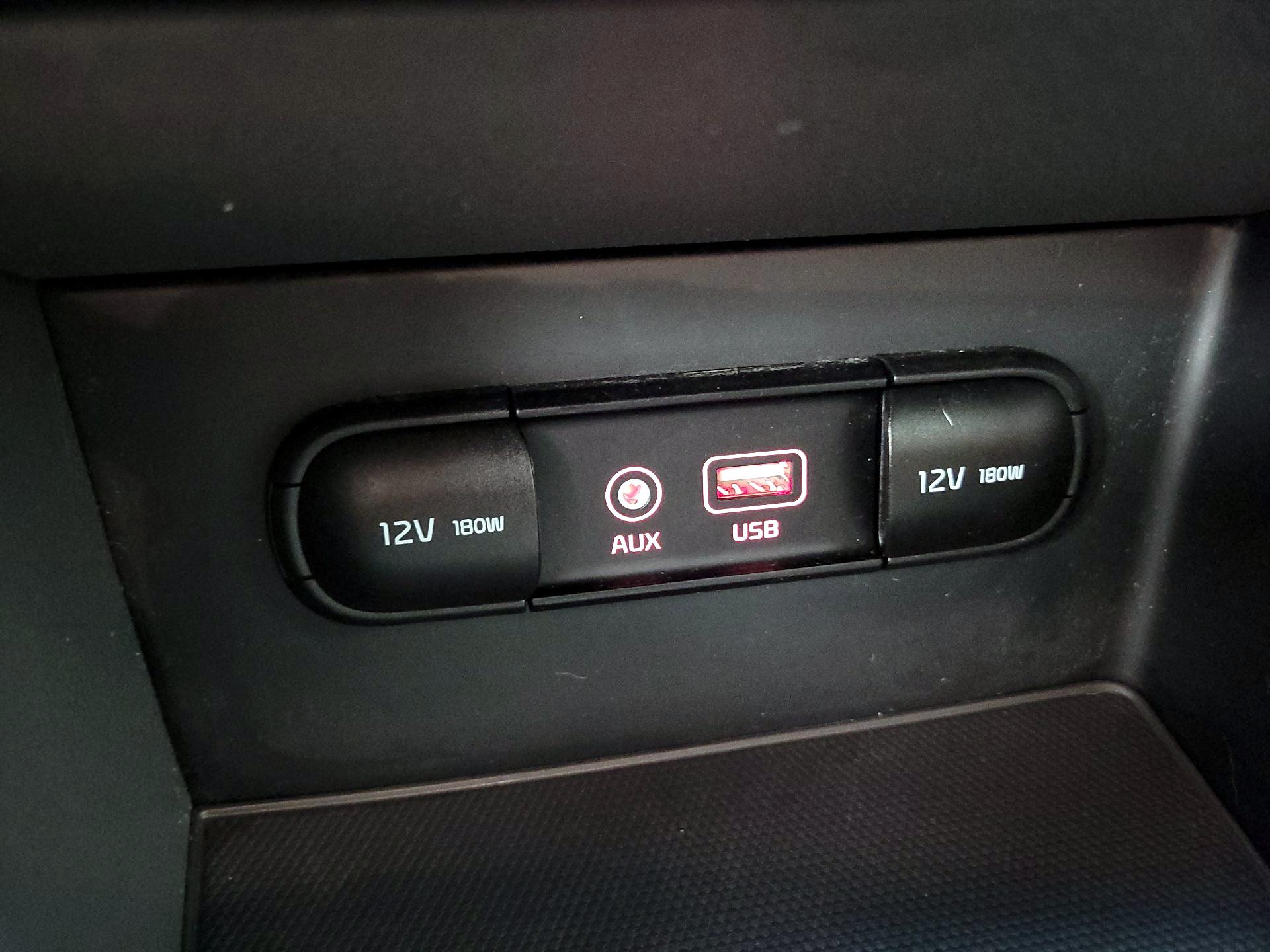 Thumbnail: 2019 Kia Niro - 18