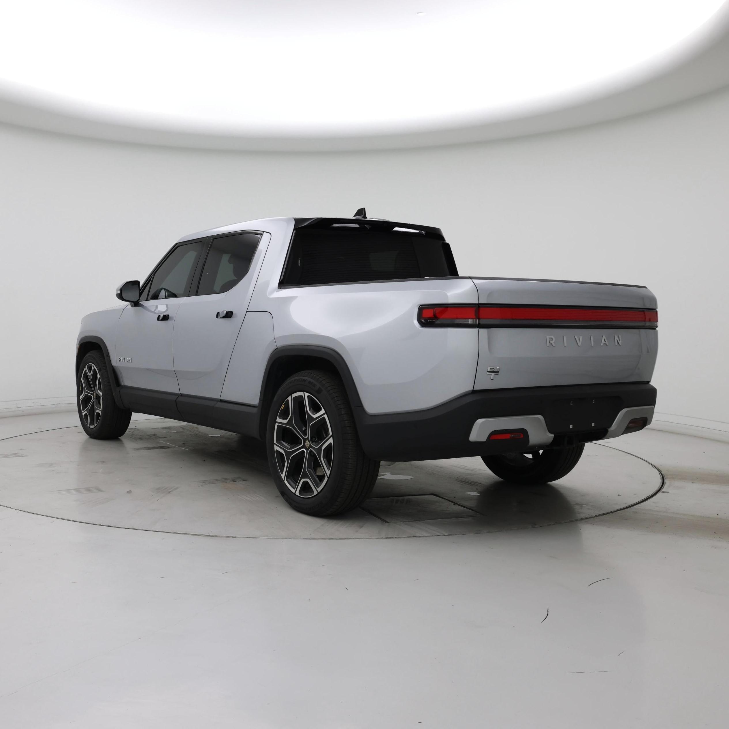 Thumbnail: 2023 Rivian R1T - 2