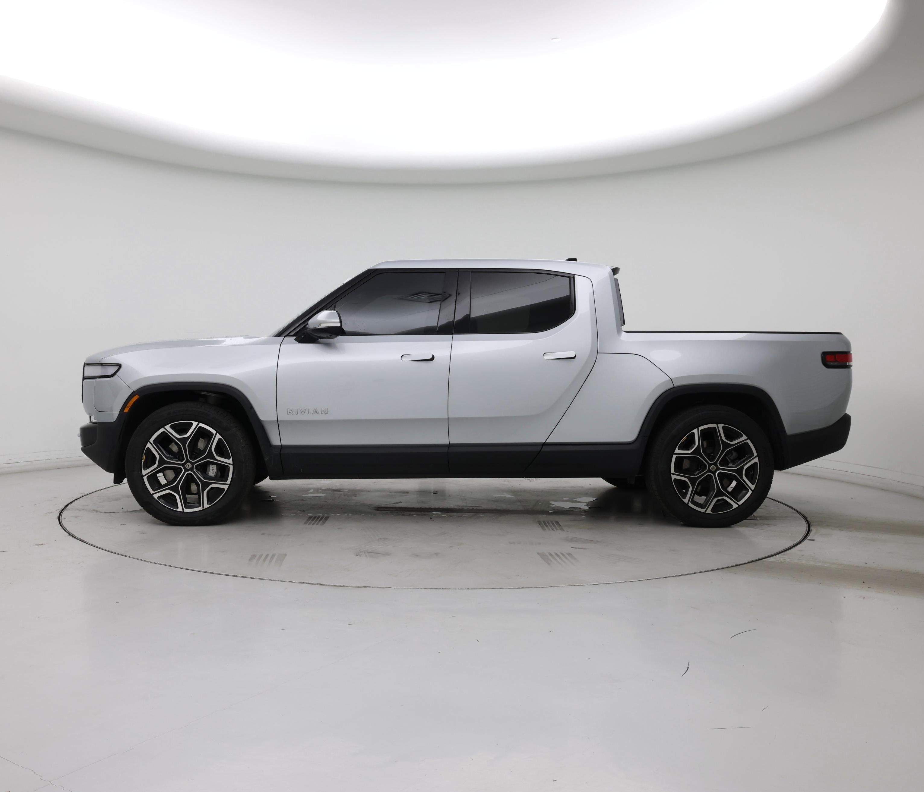 Thumbnail: 2023 Rivian R1T - 3