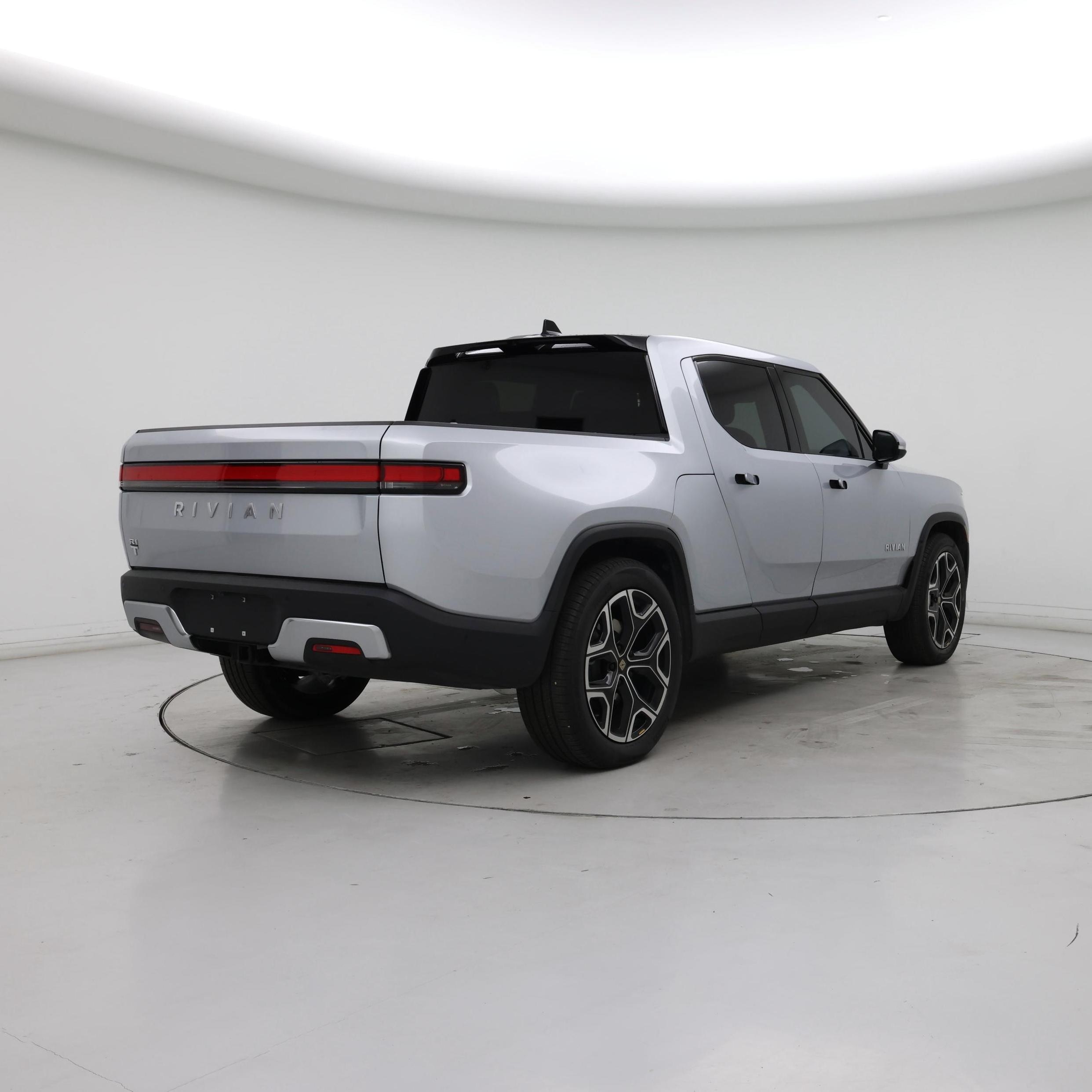 Thumbnail: 2023 Rivian R1T - 8