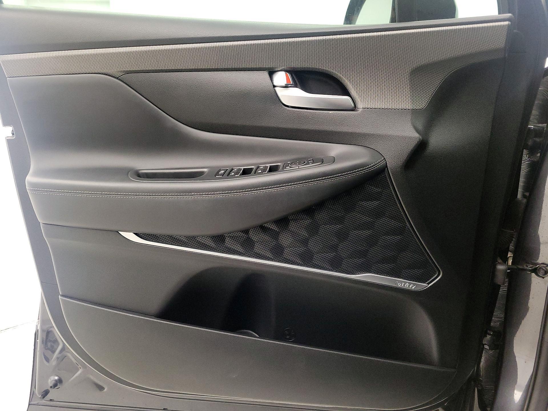 Thumbnail: 2020 Hyundai Santa Fe - 12