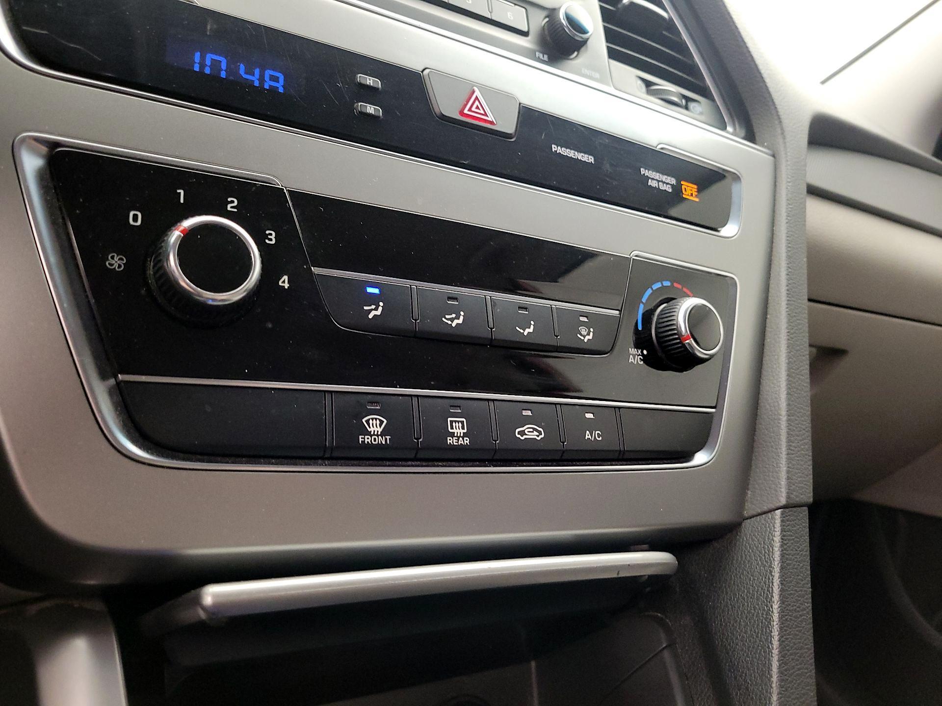Thumbnail: 2015 Hyundai Sonata - 15