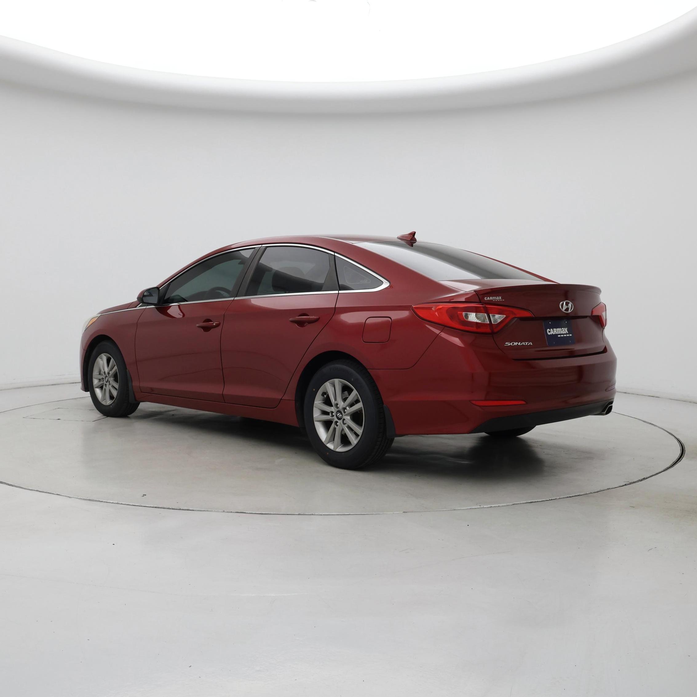 Thumbnail: 2015 Hyundai Sonata - 2