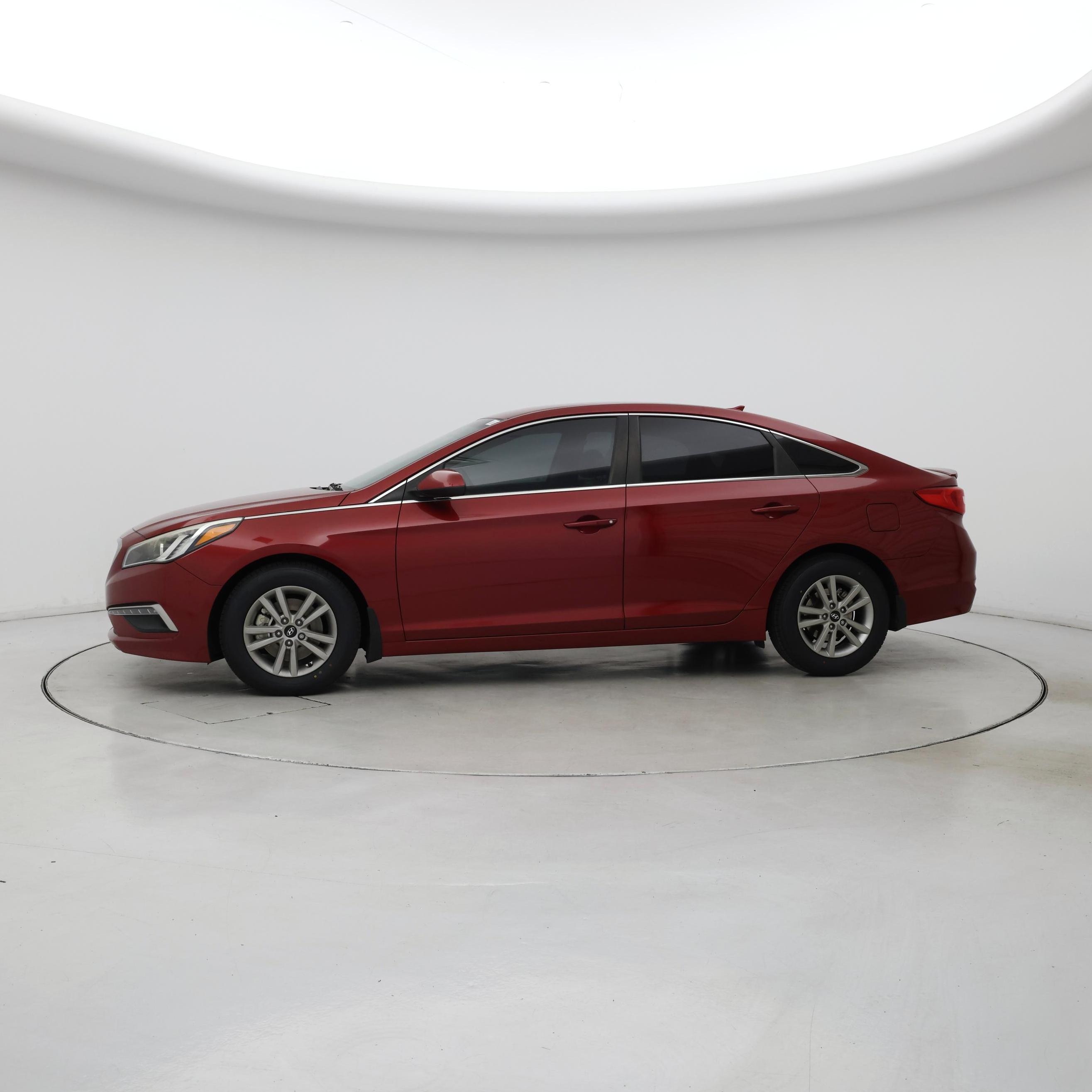 Thumbnail: 2015 Hyundai Sonata - 3