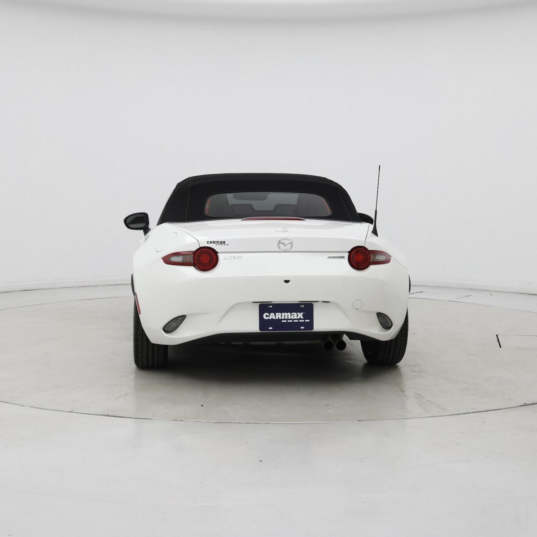 Thumbnail: 2022 Mazda MX-5 Miata - 6