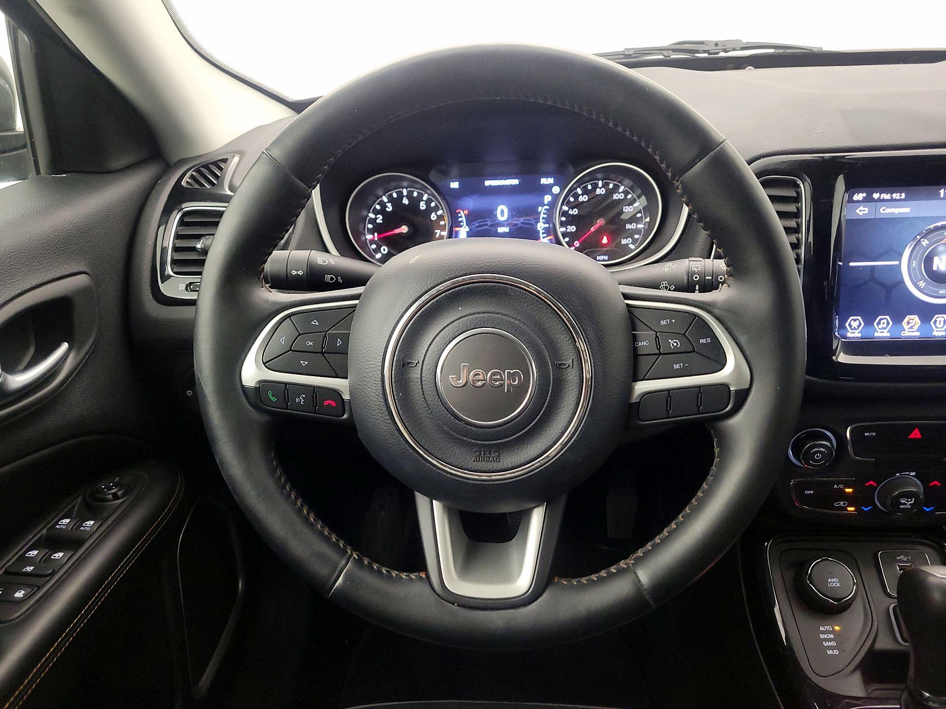 Thumbnail: 2019 Jeep Compass - 10