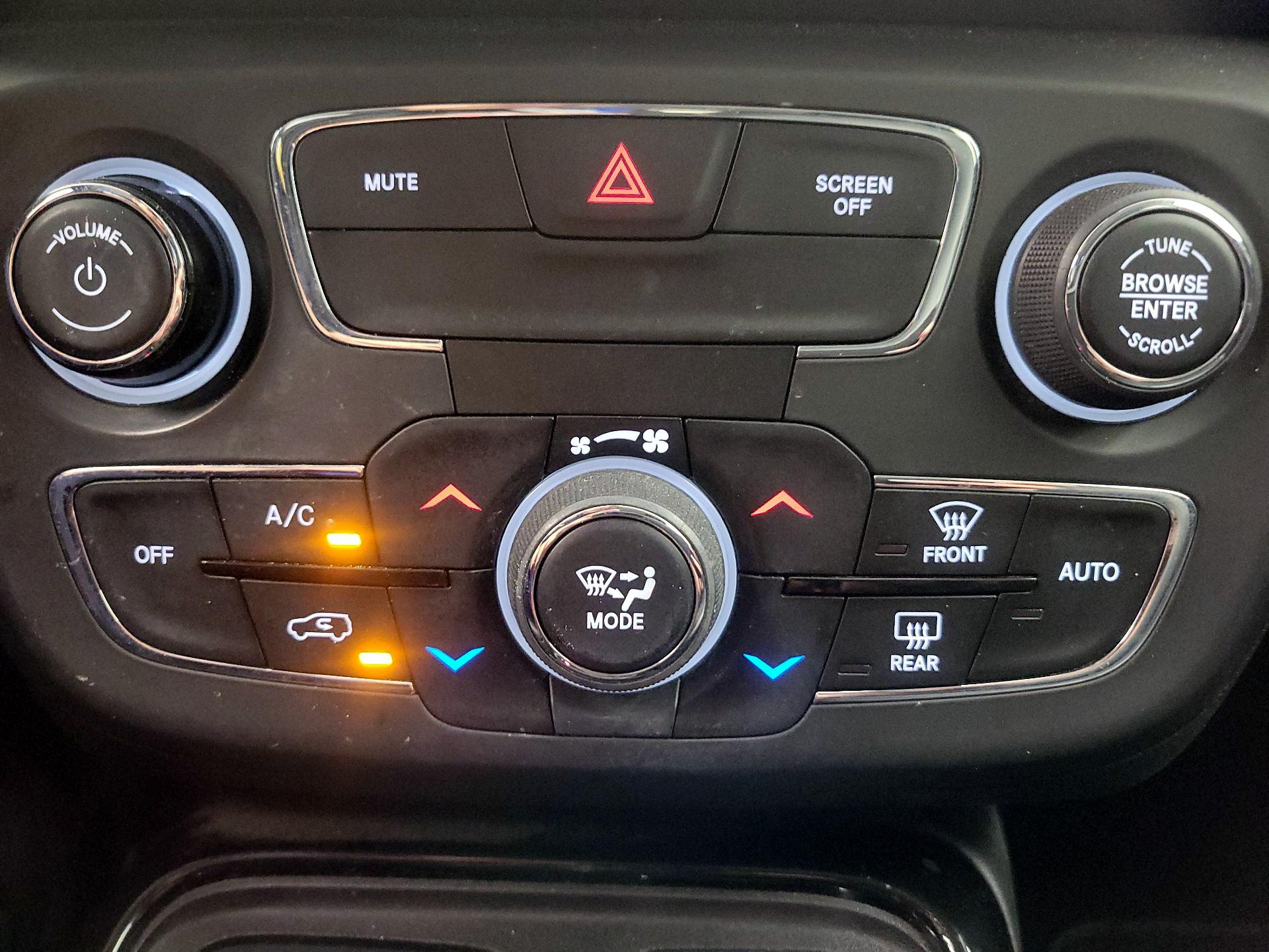 Thumbnail: 2019 Jeep Compass - 16