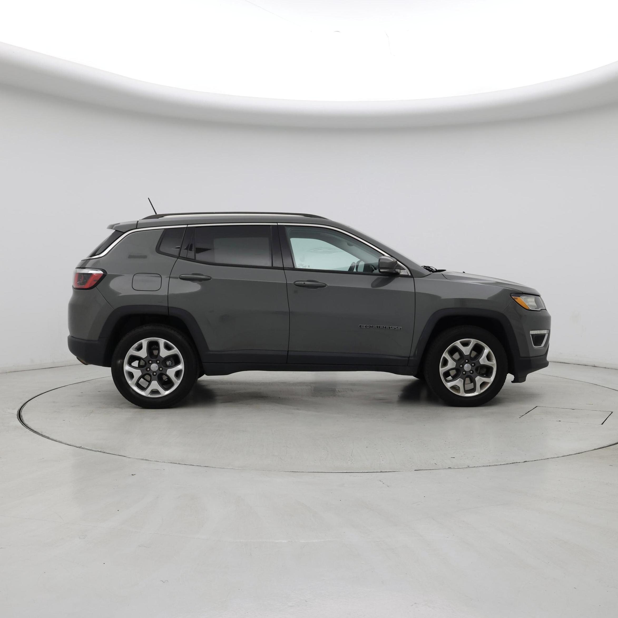 Thumbnail: 2019 Jeep Compass - 7