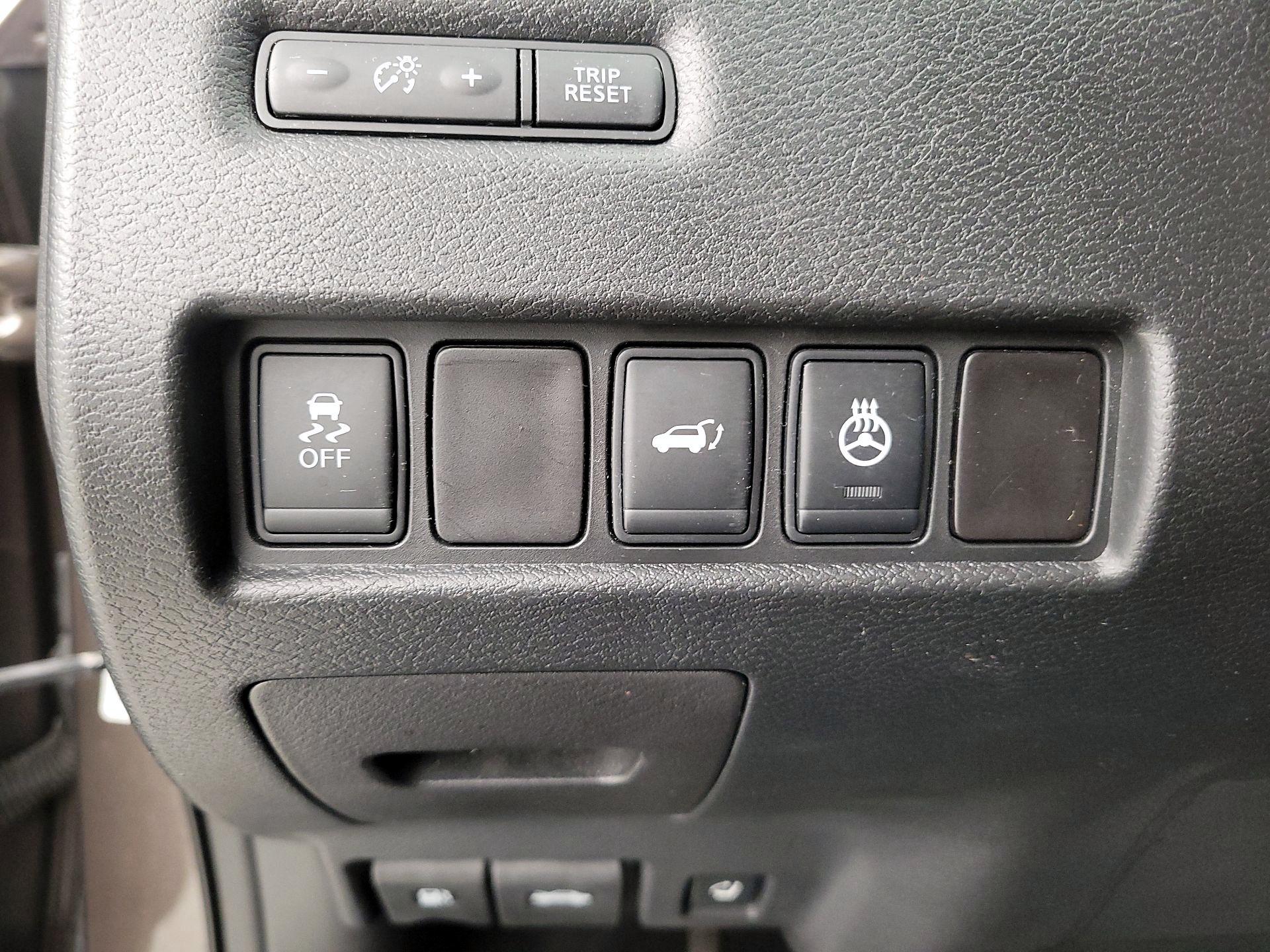 Thumbnail: 2015 Nissan Murano - 13